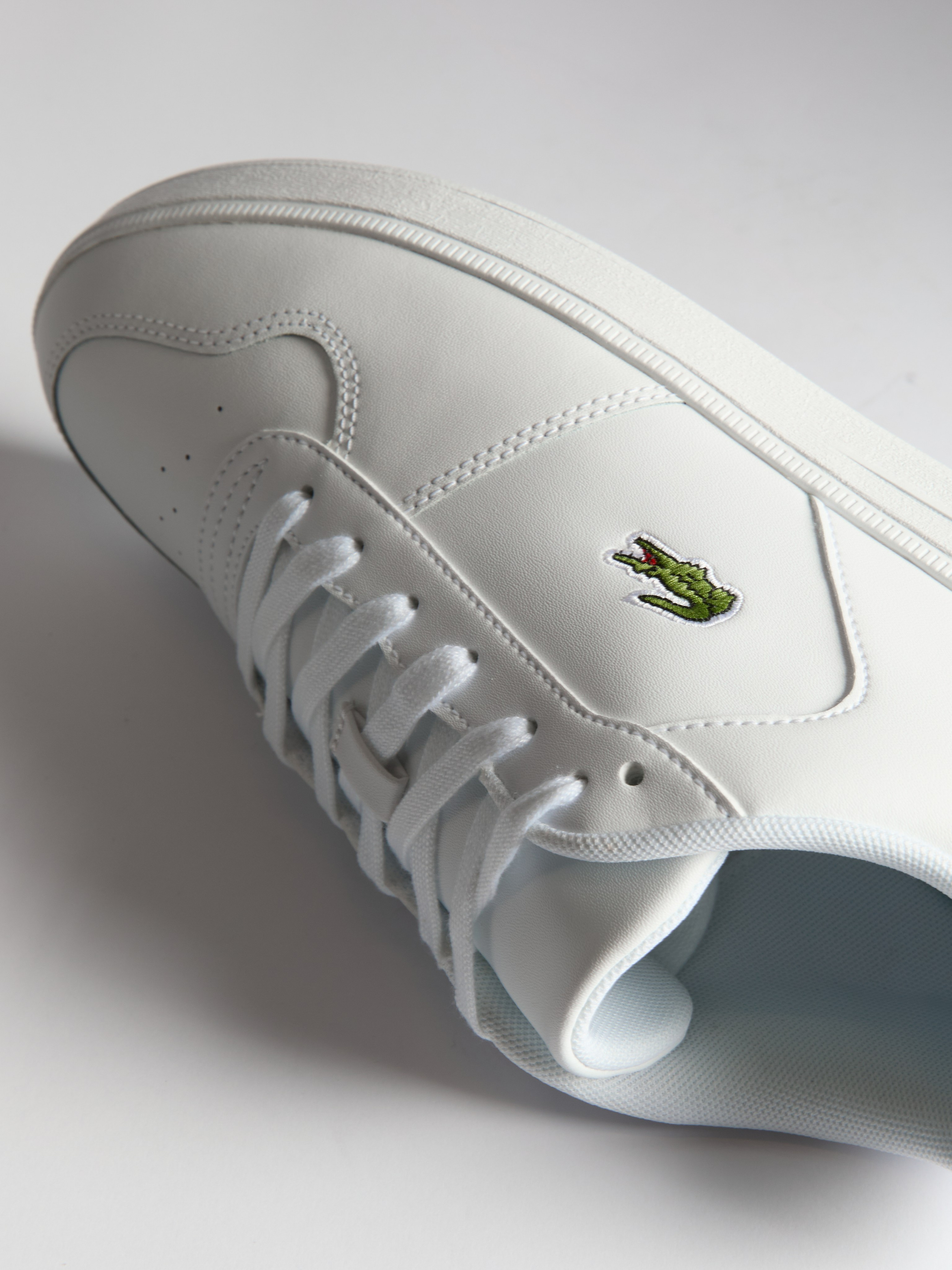 Предметный фотограф в Москве Евгений Шубин