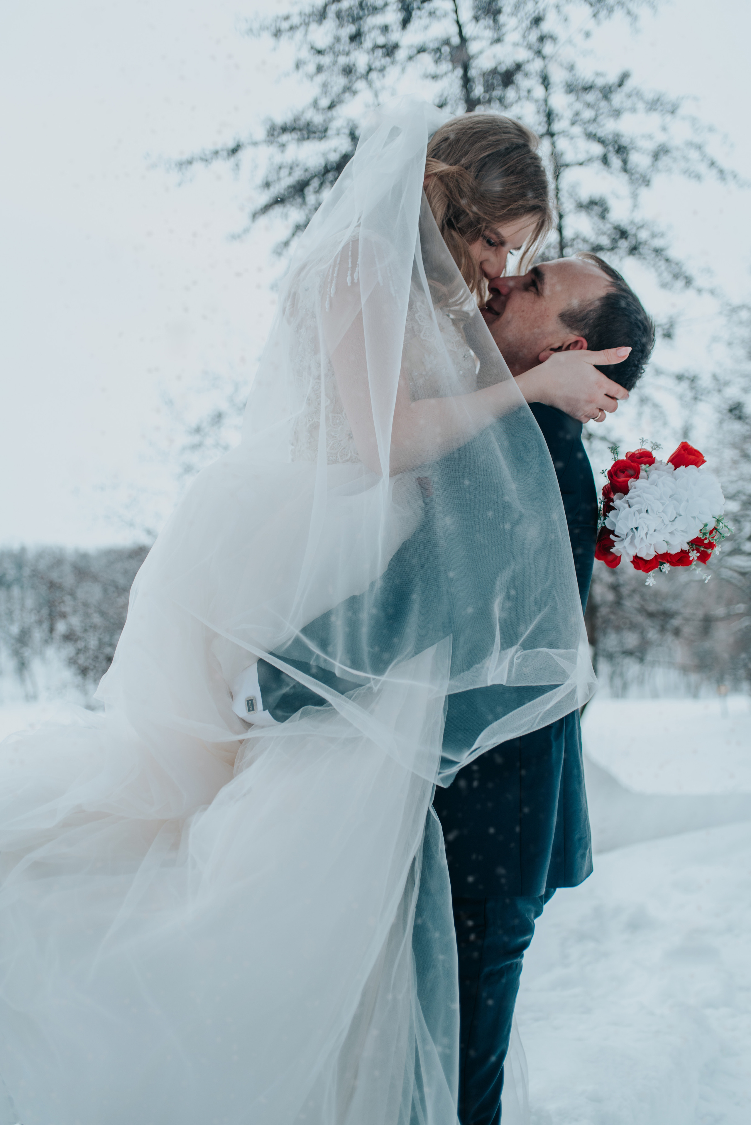 Сергей и Анна. Свадебные фотограф и видеограф в Саратове