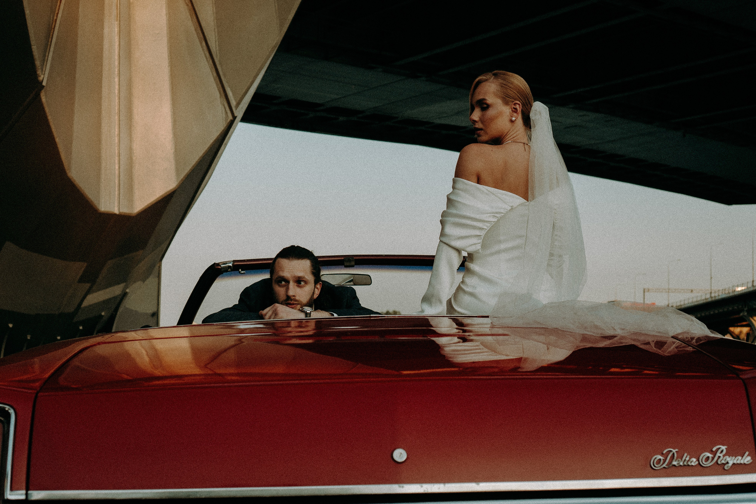 СВАДЕБНАЯ СЬЕМКА ВОЗЛЕ МСОТА БЕТАНКУРА НА КАБРИОЛЕТЕ. Профессиональный фотограф, Санкт-Петербург — Виктория Богомолова