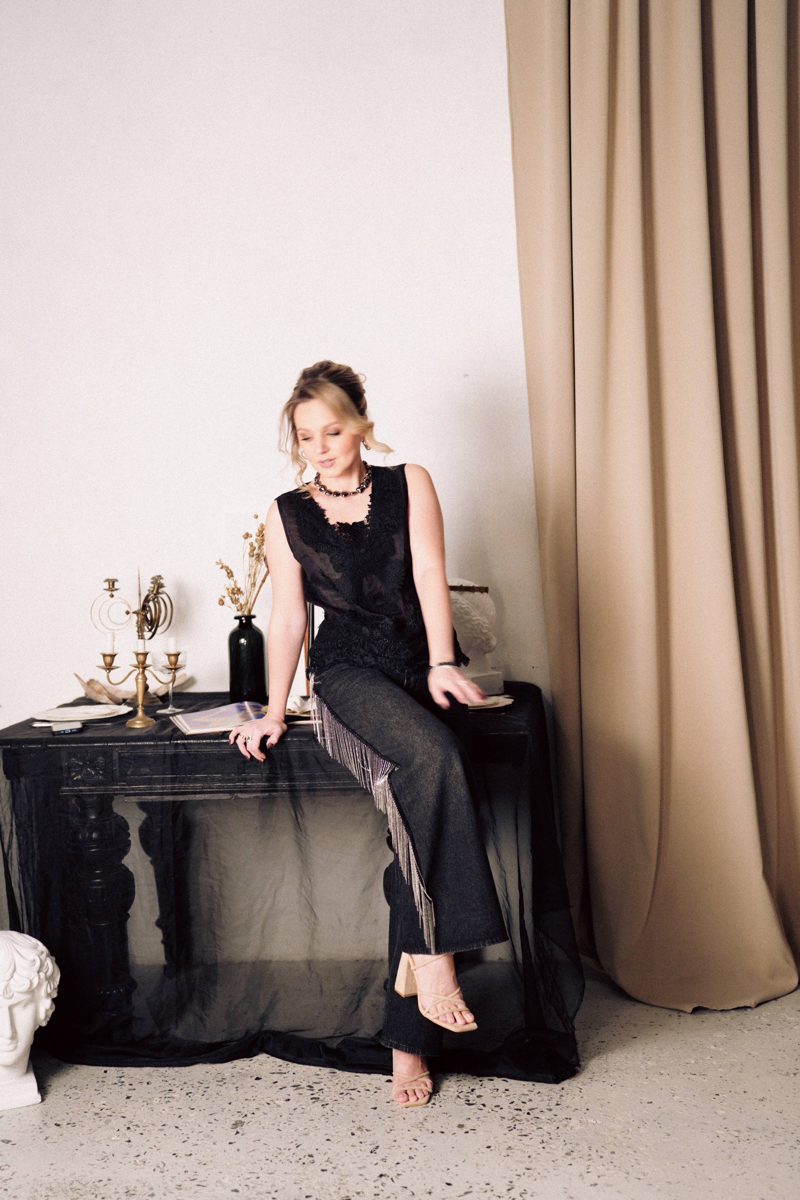 НОВОГОДНЯЯ ФОТОСЕСИИЯ В СТУДИИ ДЛЯ ДЕВУШКИ И ПРОГУЛКА ПО ЧЕРНЫШЕВСКОЙ. Профессиональный фотограф, Санкт-Петербург — Виктория Богомолова