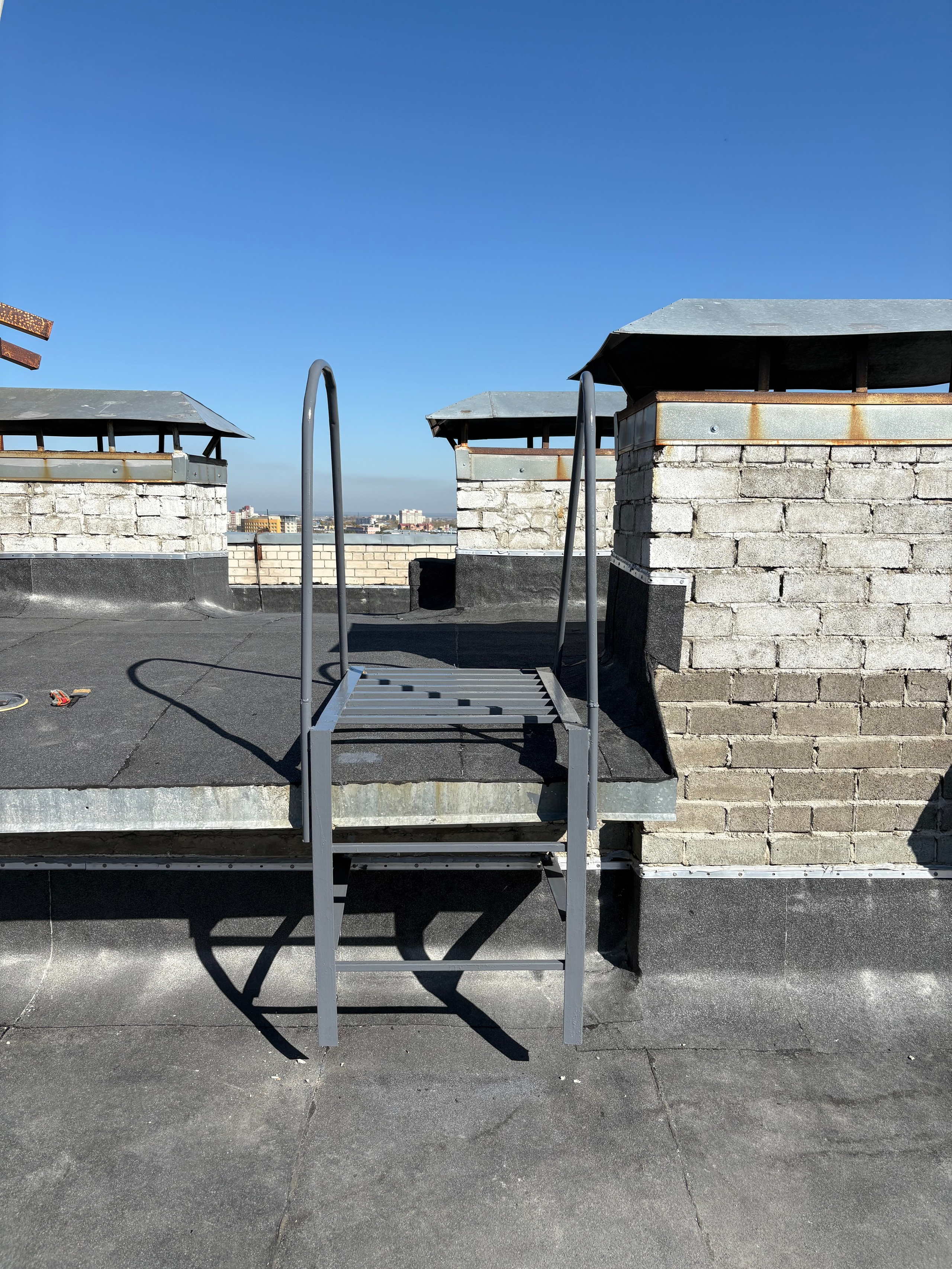 ТСЖ Строителей 33 Монтаж наплавляемой кровли