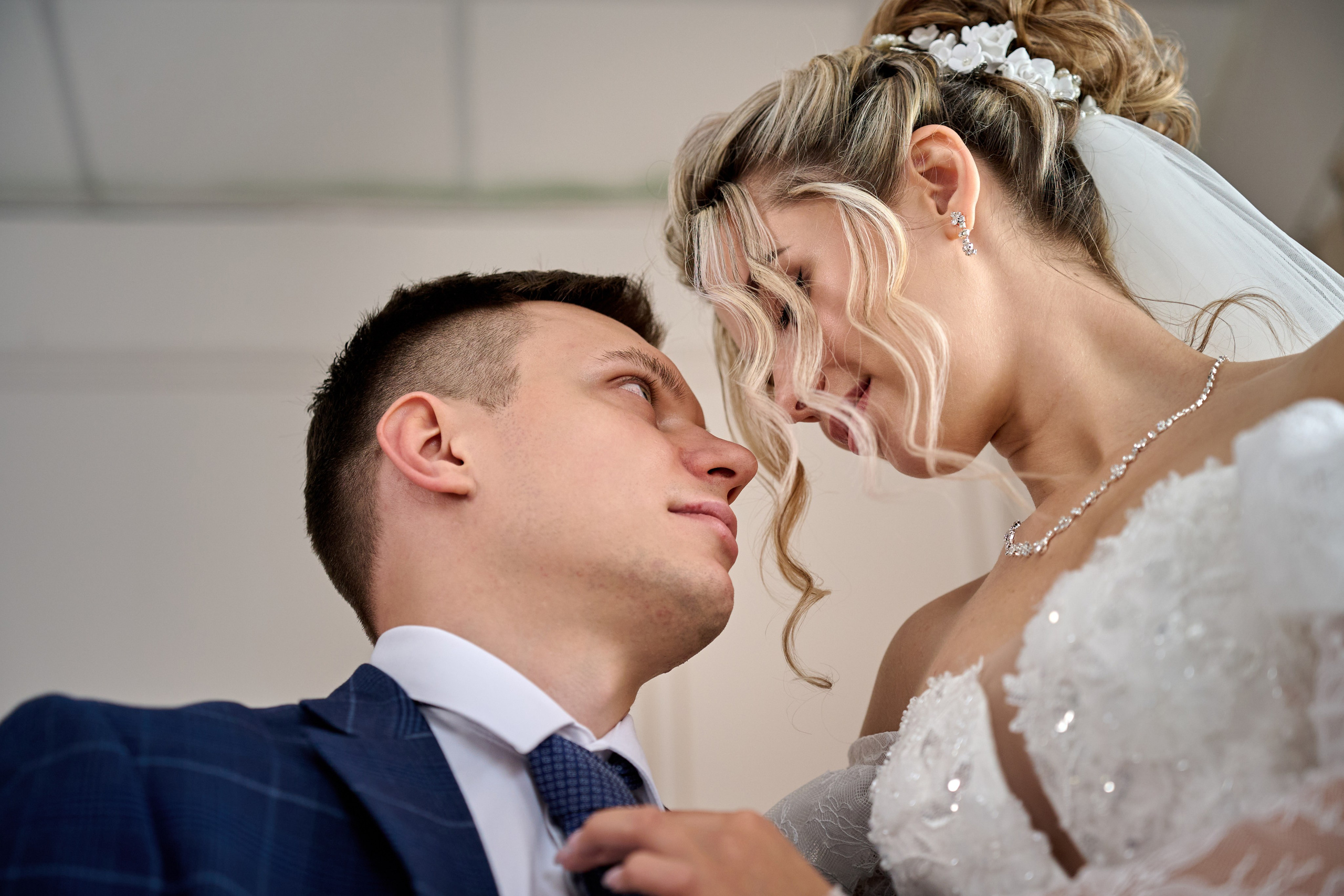 Свадебная фотосессия в Старом Осколе и Губкине. Профессиональный фотограф Старый Оскол, Губкин — свадьба, венчание, крещение, юбилей и день рождения