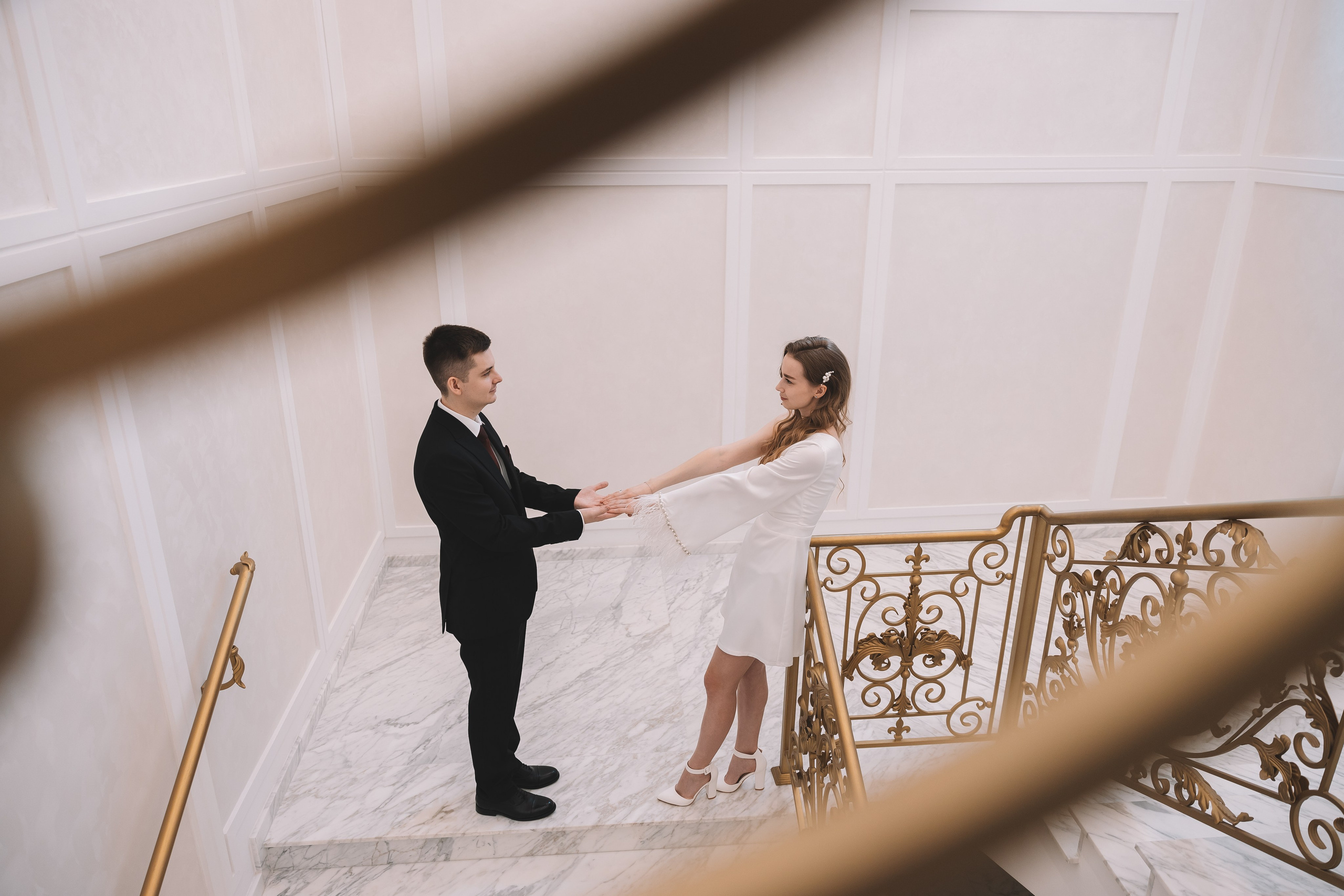 Свадебная фотосессия в Усадьбе Остафьево. Свадебный фотограф в Москве — Оскар Гелманов