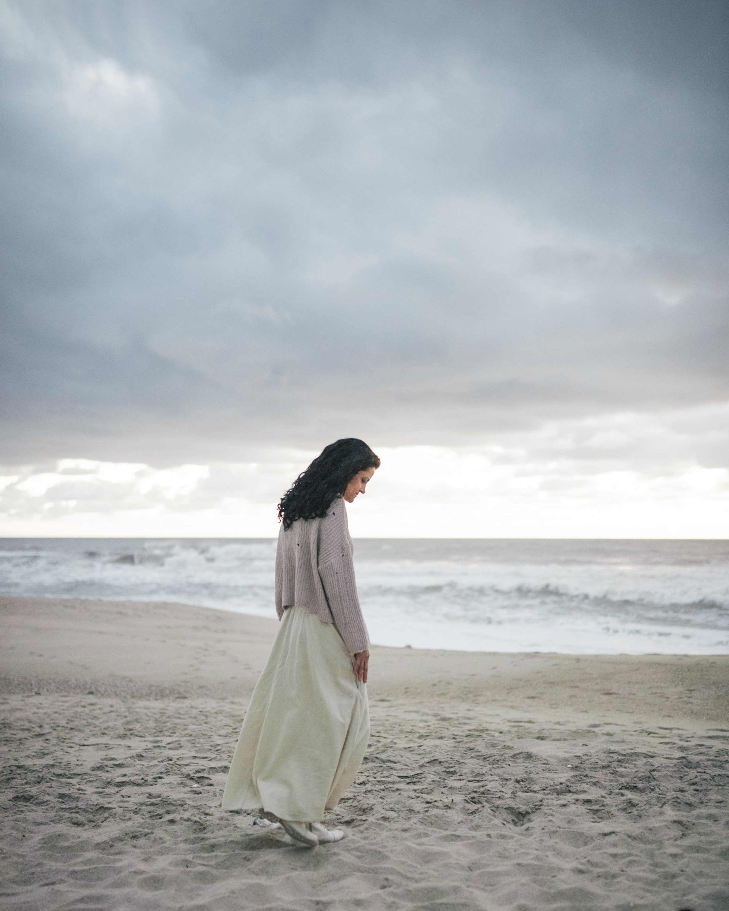 IRINA. Anastasiia Antoniuk portrait, family and couple photographer, Portugal