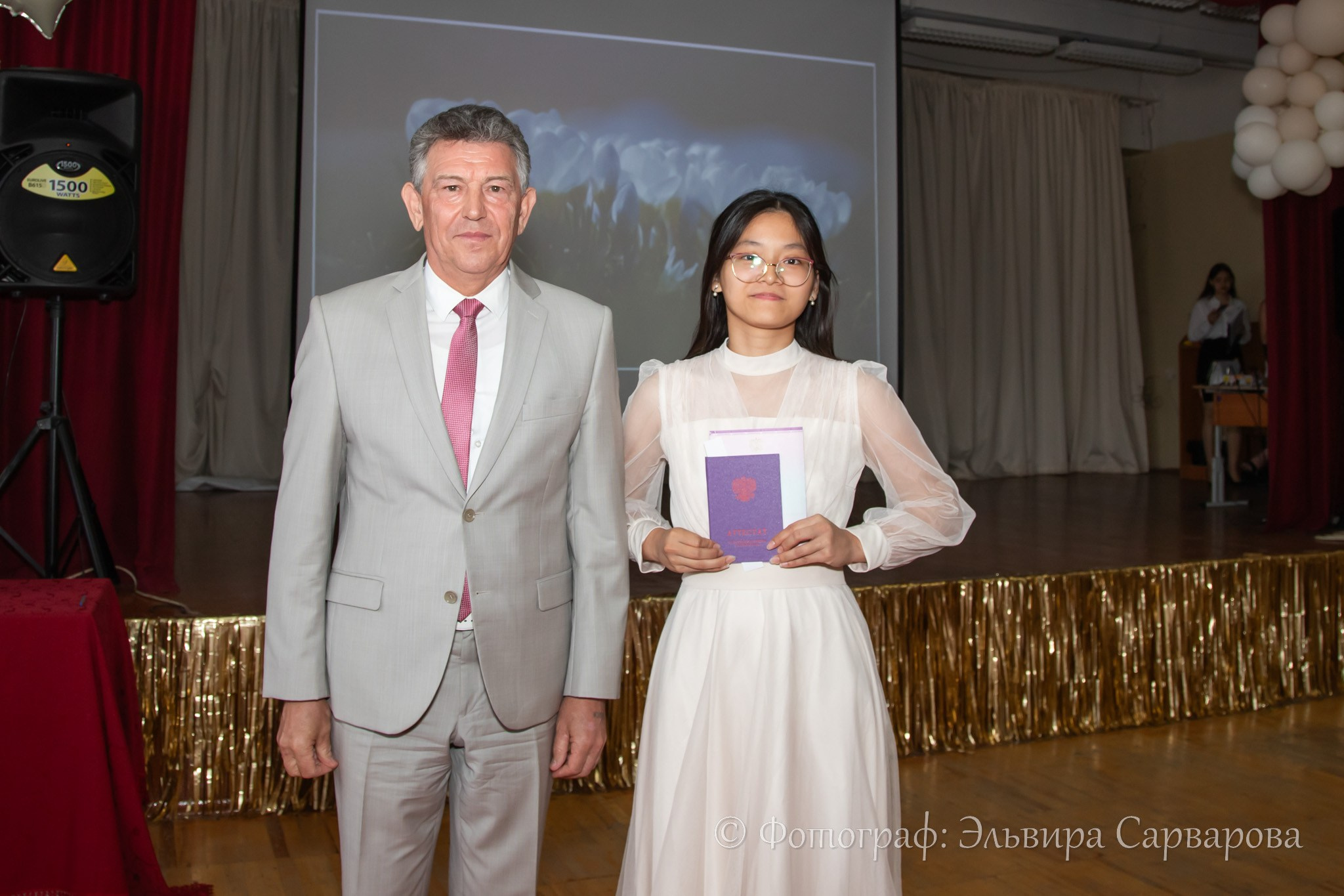 Вручение аттестатов 9 класс. Репортажный Фотограф