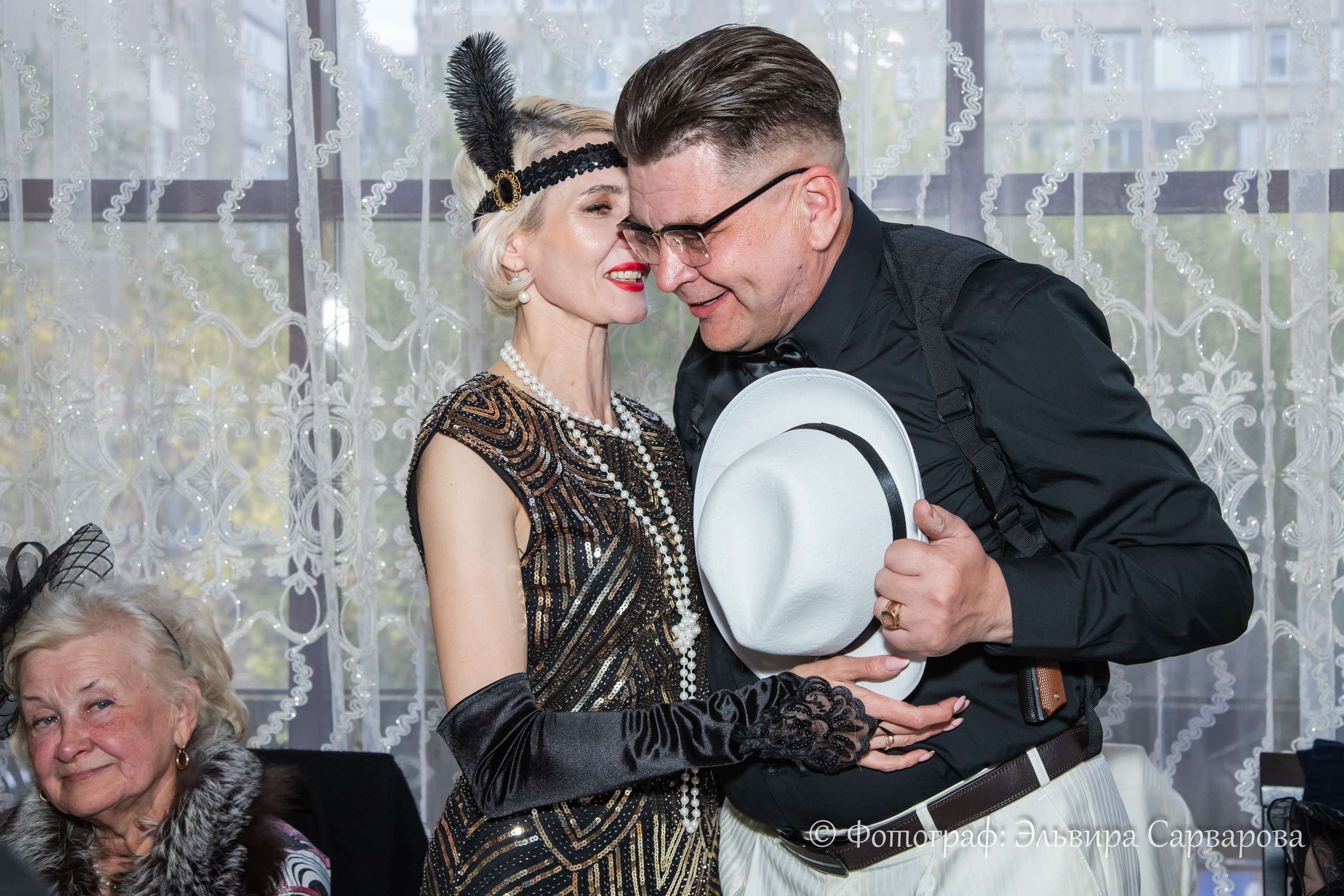 Гангстерская вечеринка в стиле 1920-х. Репортажный Фотограф