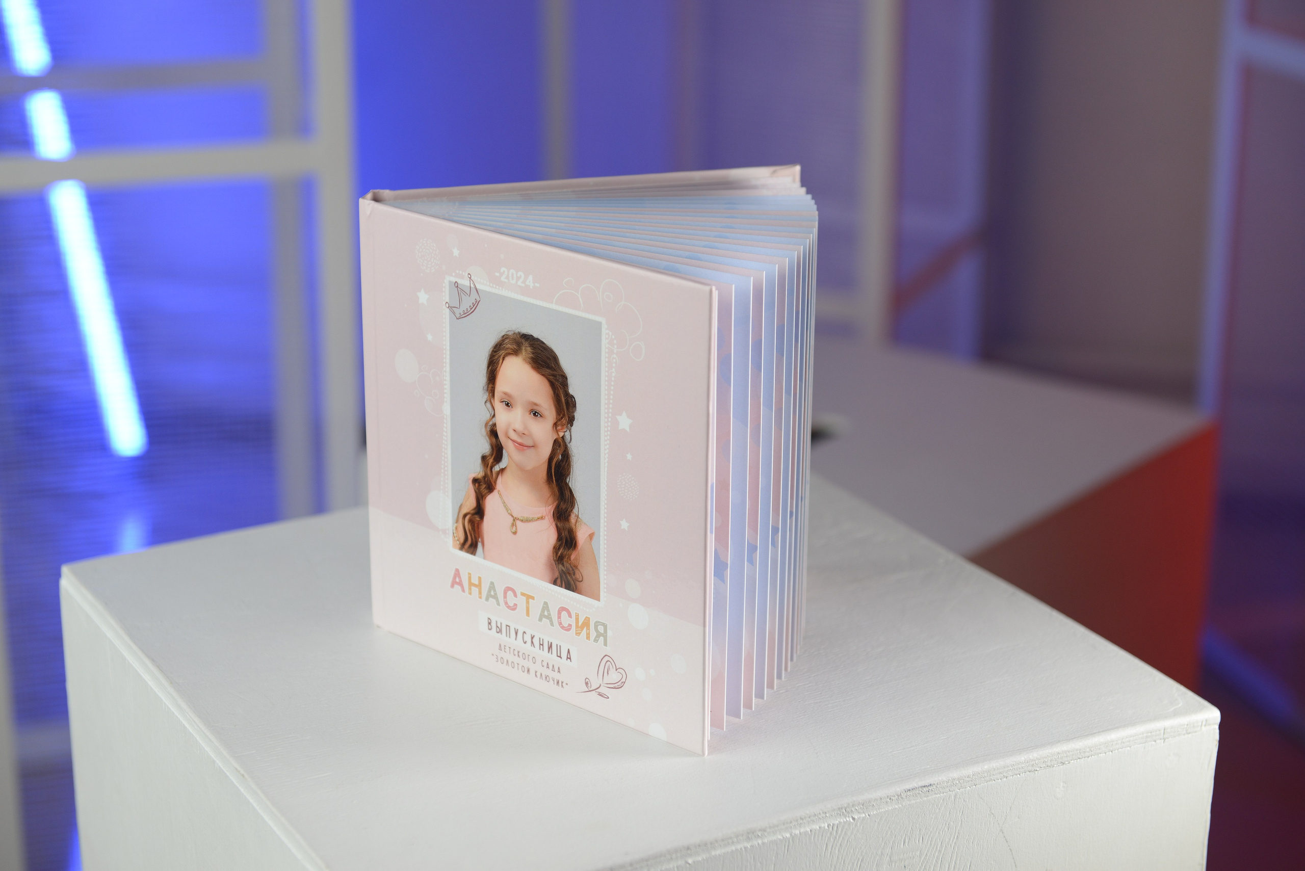 Книга на 20 разворотов. Татьяна Гойда портретный и семейный фотограф Ленск. Выпускные альбомы