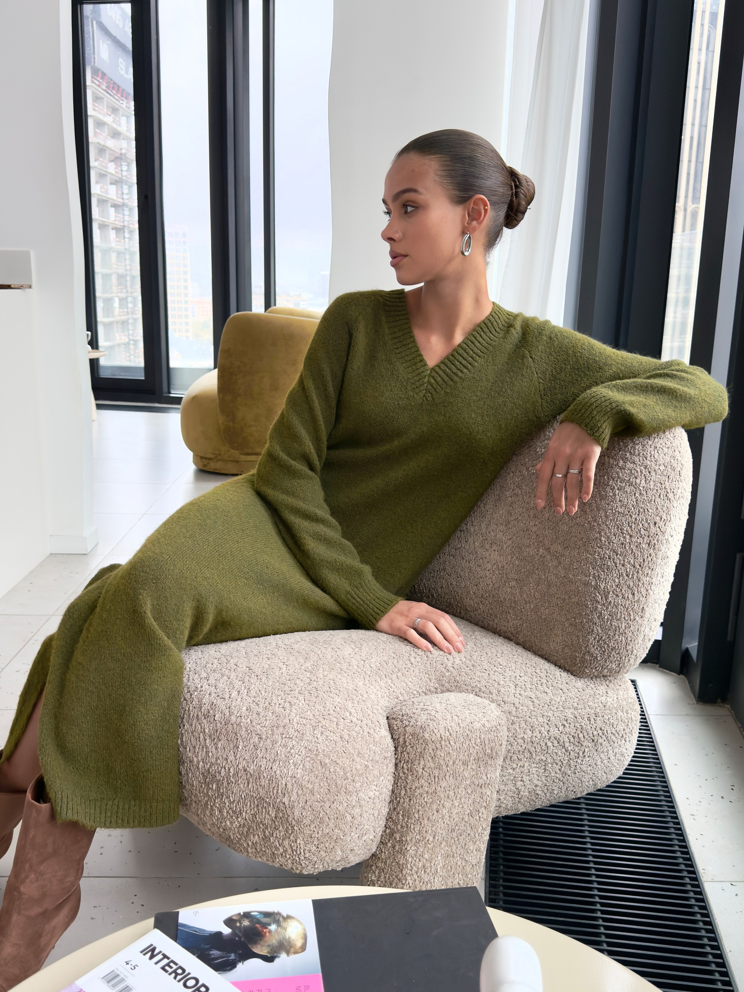 Mob.content. 595 Production