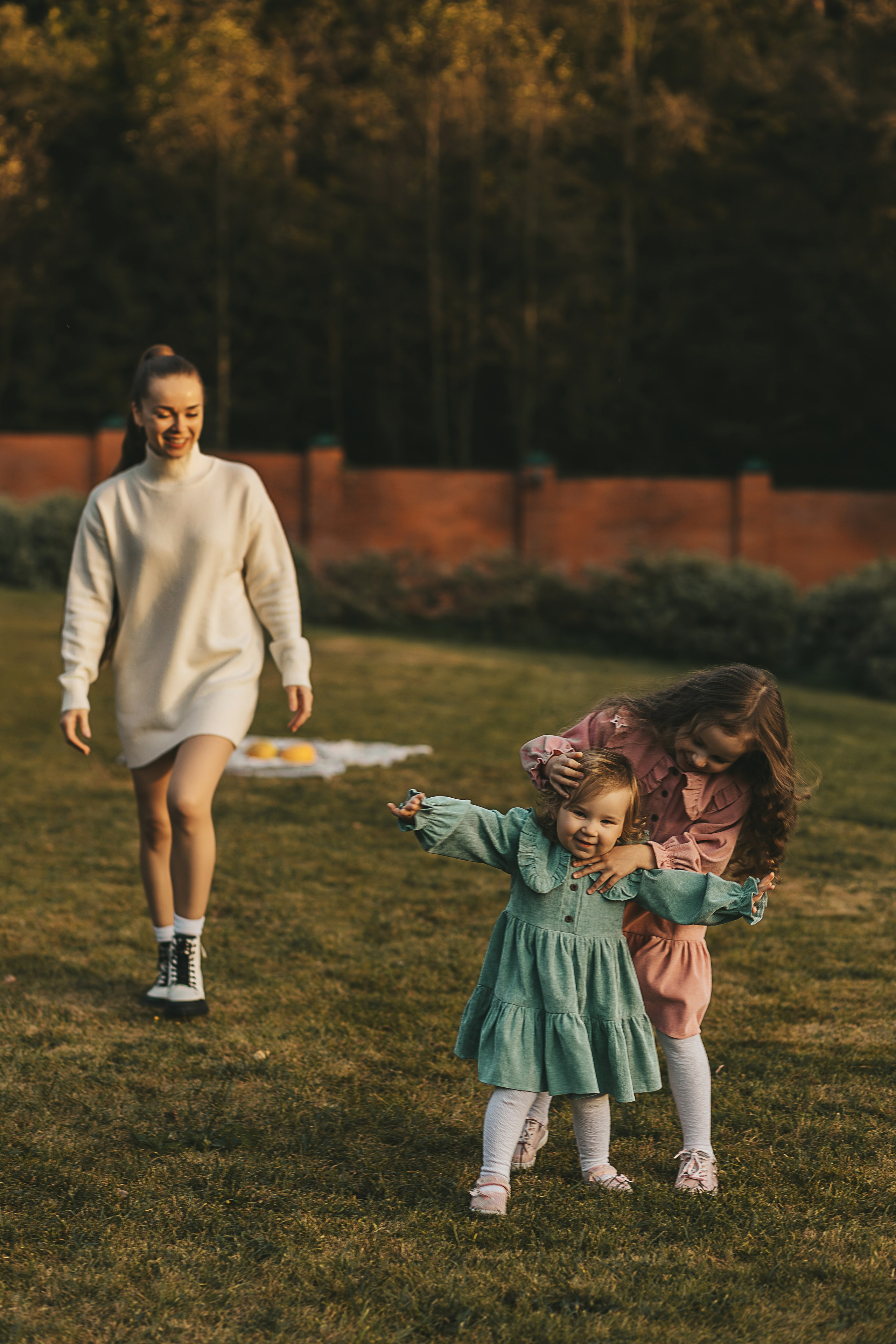 Осеняя Фотосессия мамы с дочками. Семейный и женский фотограф в Москве Надежда Воробьева