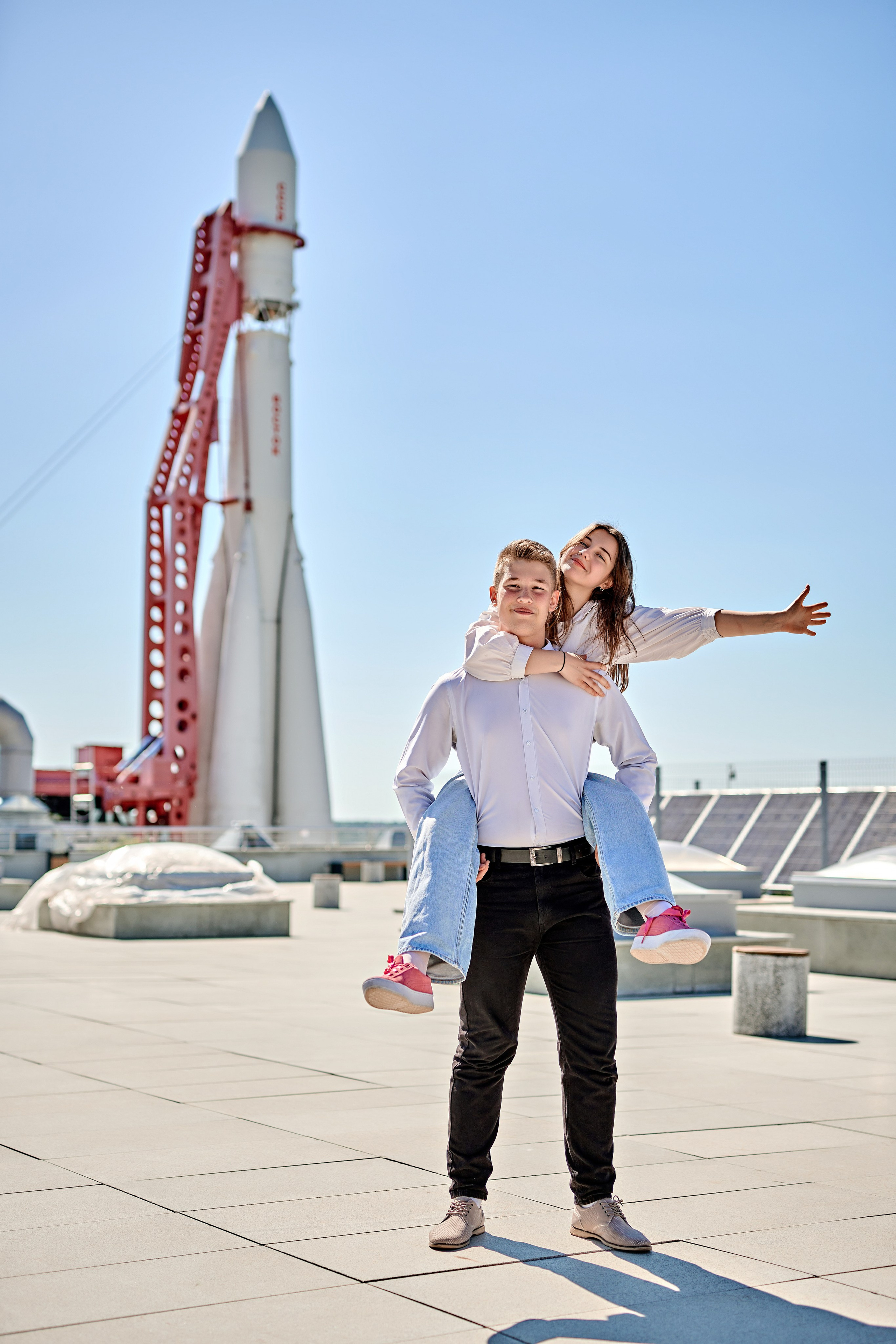 Фотосъёмка в Инновационном культурном центре (ИКЦ) Калуга для выпускных альбомов. Фотограф Меняйло Евгений. Свадьба. Портрет. Репортаж. Семья. Контент