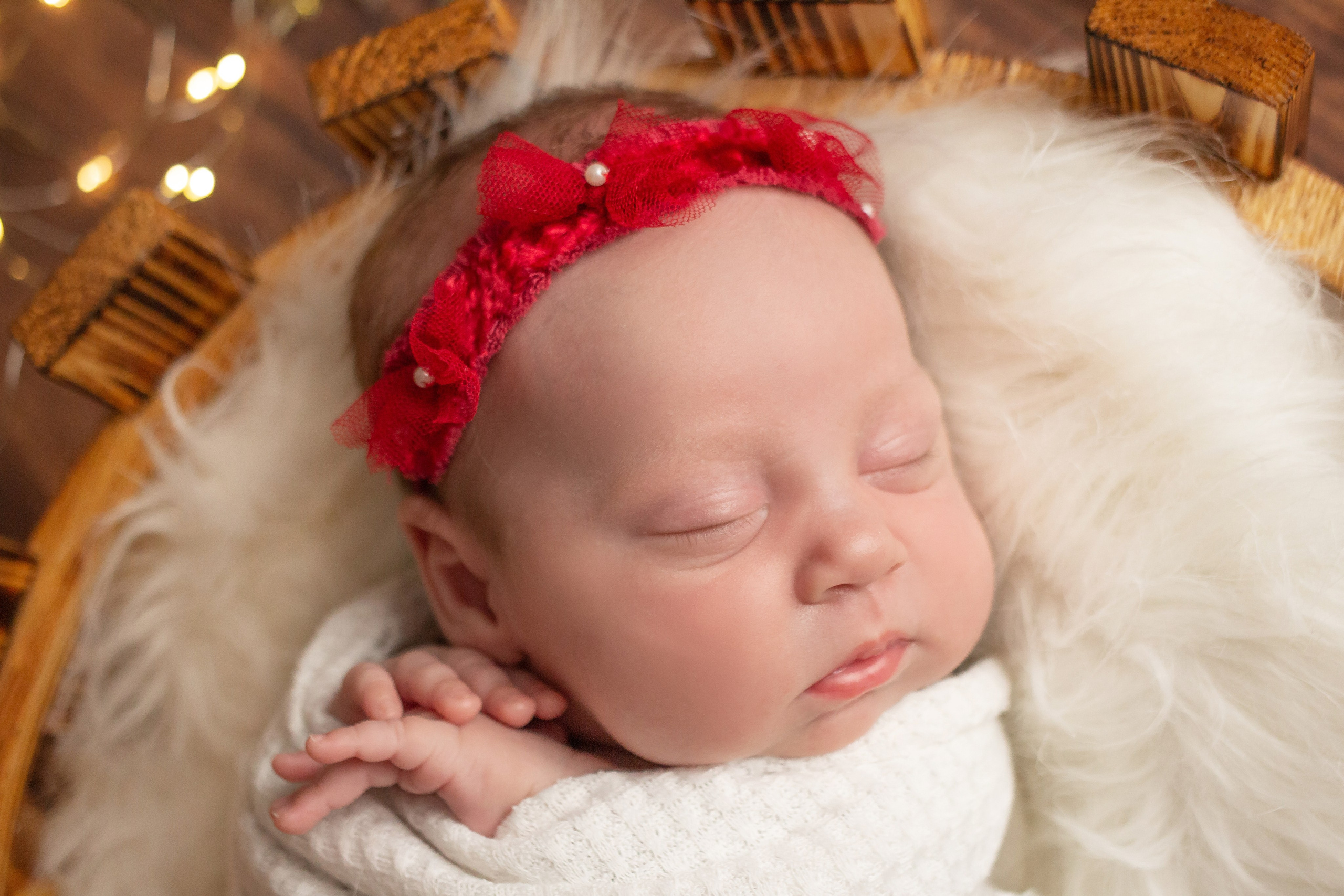 Классический стиль newborn. Фотограф новорождённых Анапа Елена Кушнарь