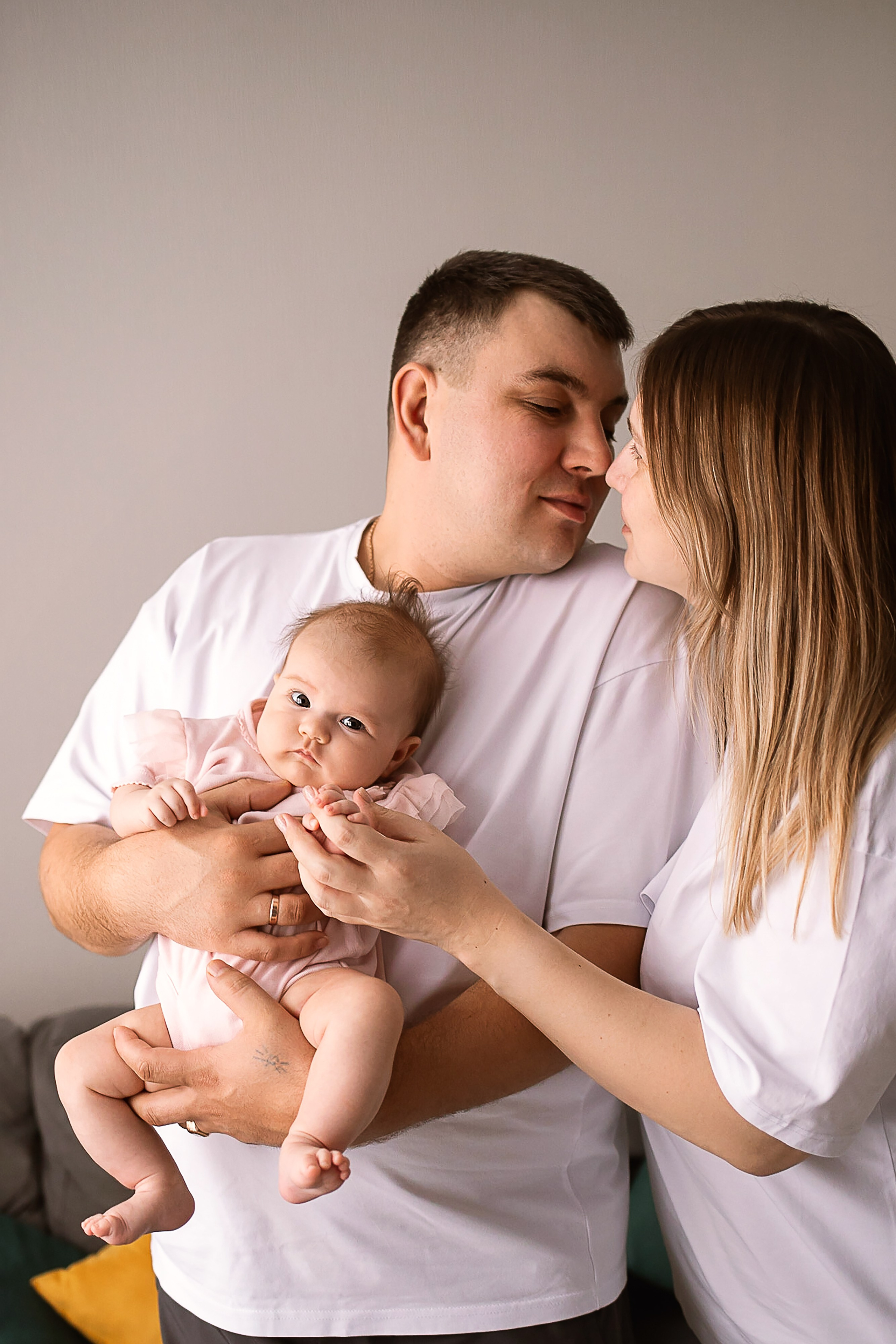 Домашняя, семейная фотосессия. Фотограф новорожденных в Новосибирске