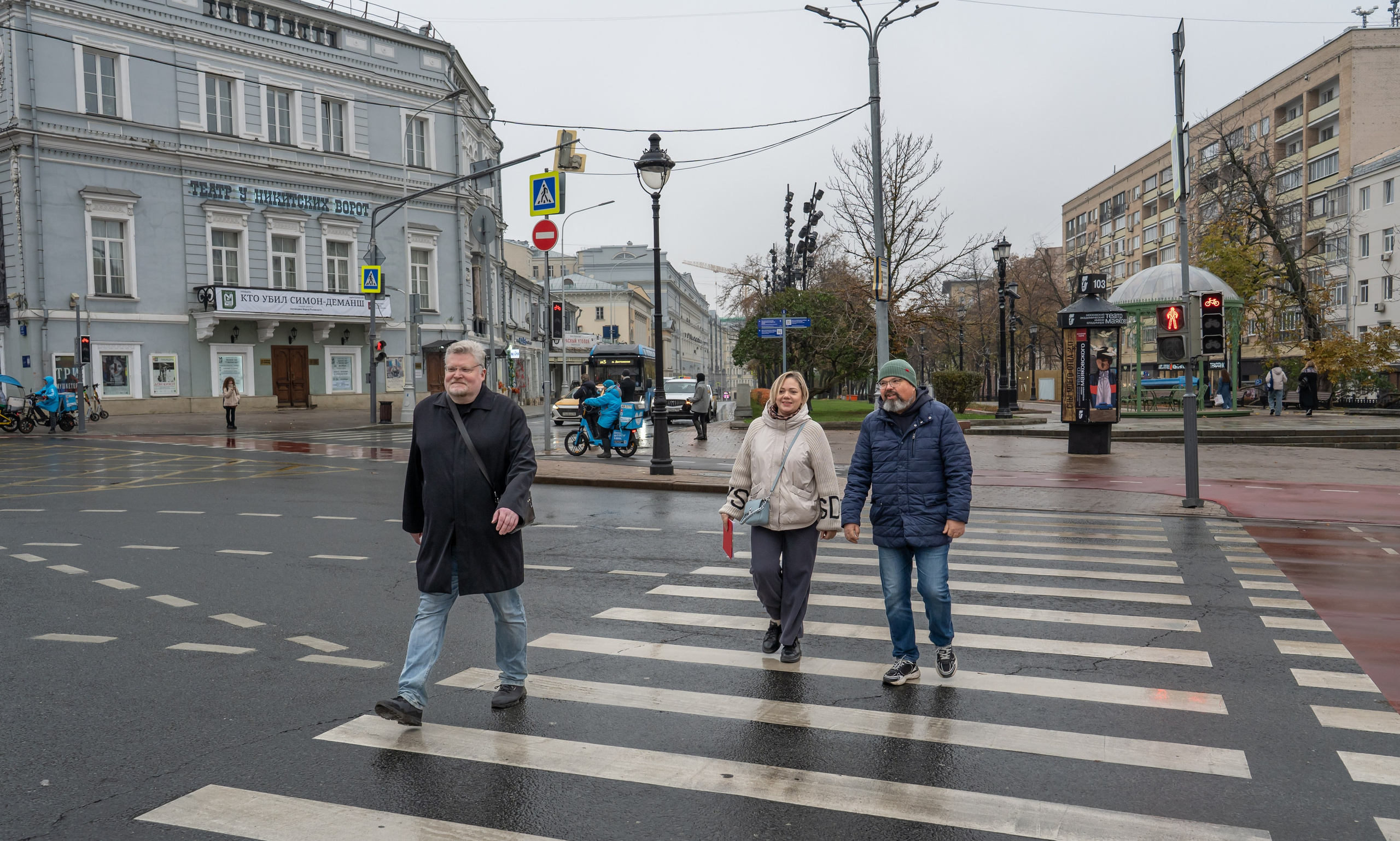 Гид Денис. Фотограф в Москве