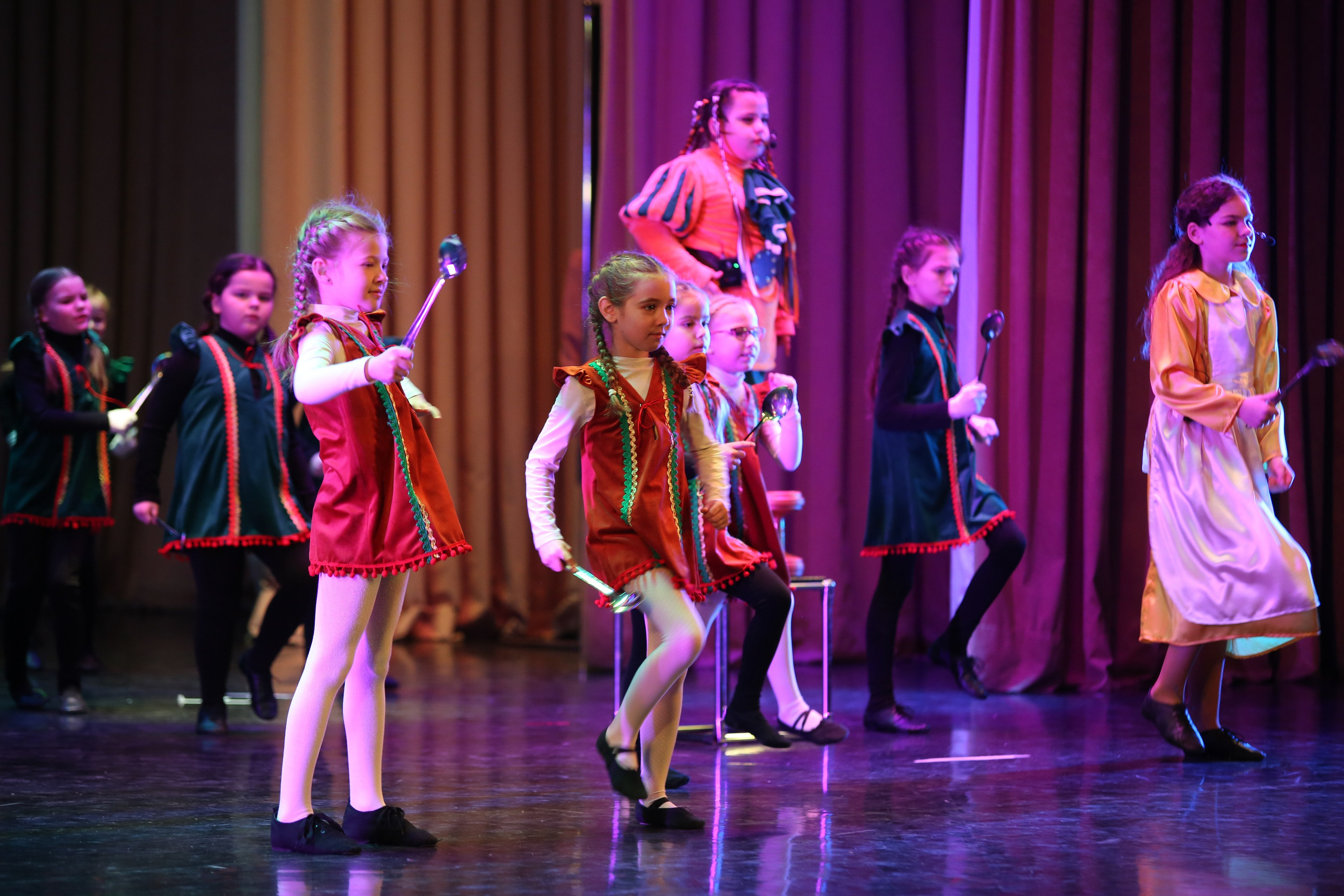 ТС ФАНТАЗИЯ — БЕНЕФИС 25 ЛЕТ. Профессиональный фотограф в Мценске и Орловской области