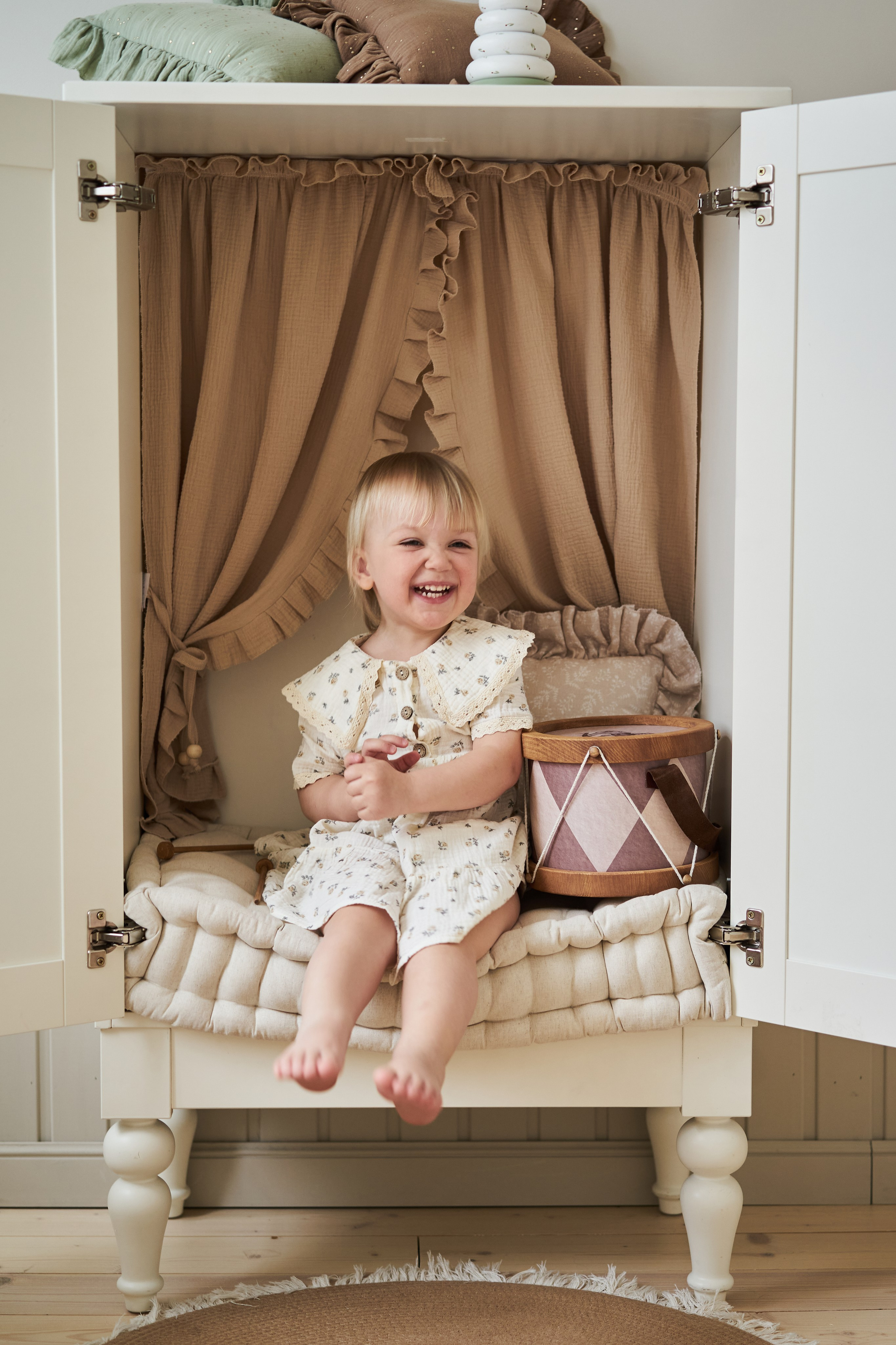 Семейная фотосессия в студии. Фотограф Екатеринбург Кокшарова Александра