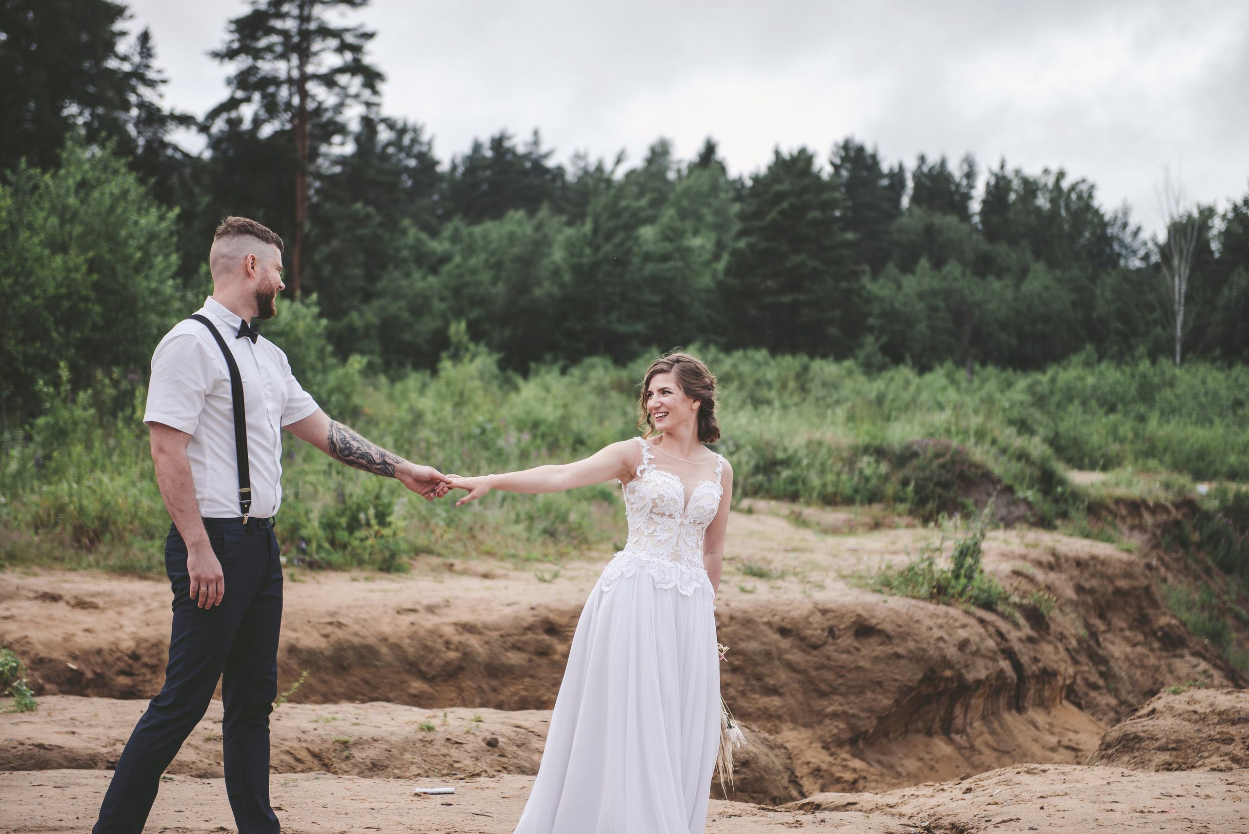 Выездная регистрация на песчаном карьере. Свадебный и семейный фотограф София Невская