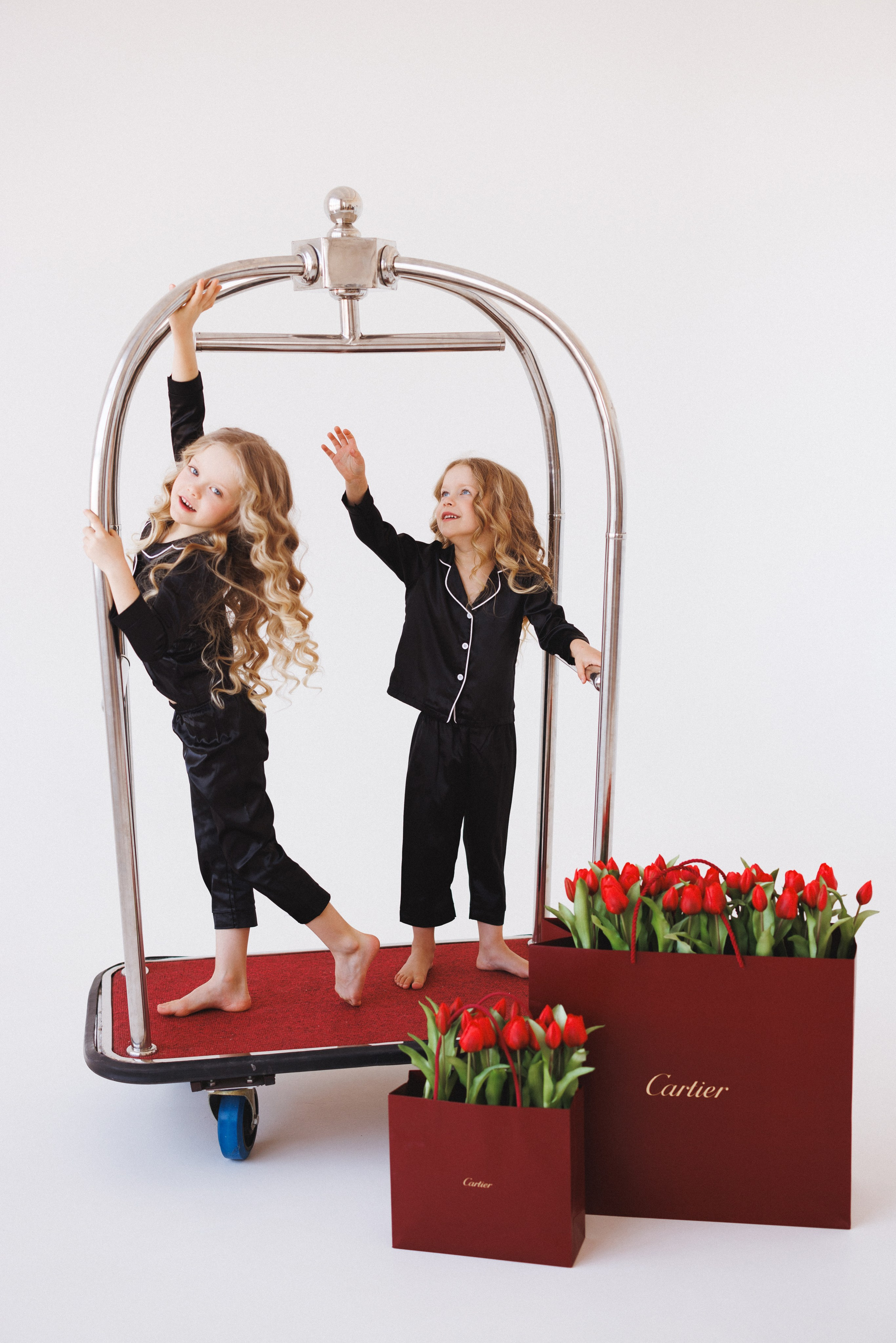 Фотосессия для девочек в тематике «Гардеробная». Семейный и детский фотограф в Краснодаре Анна Трашкова