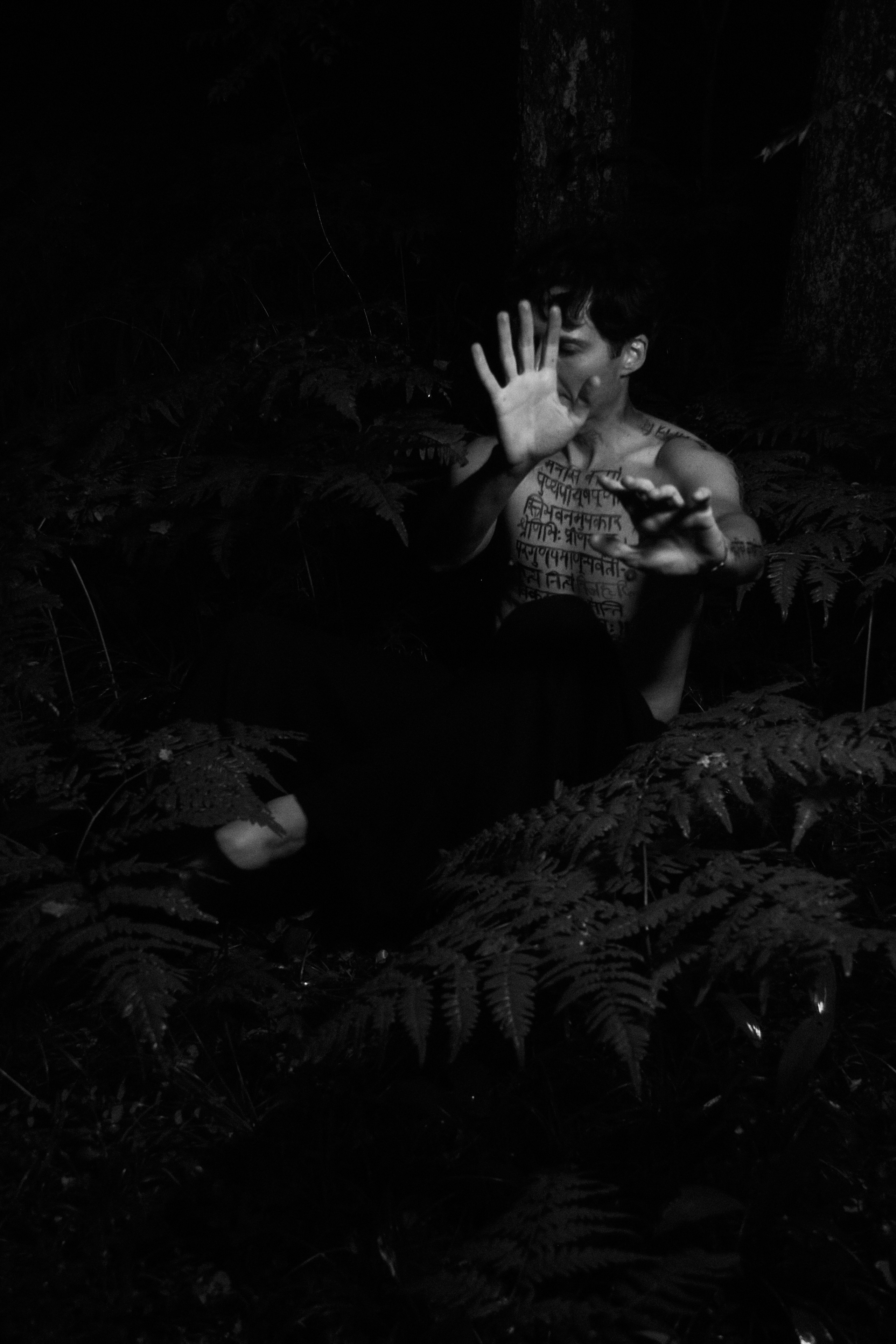 The body as broken manuscript. Фотограф Елизавета Маслова. Москва. Art, Fashion