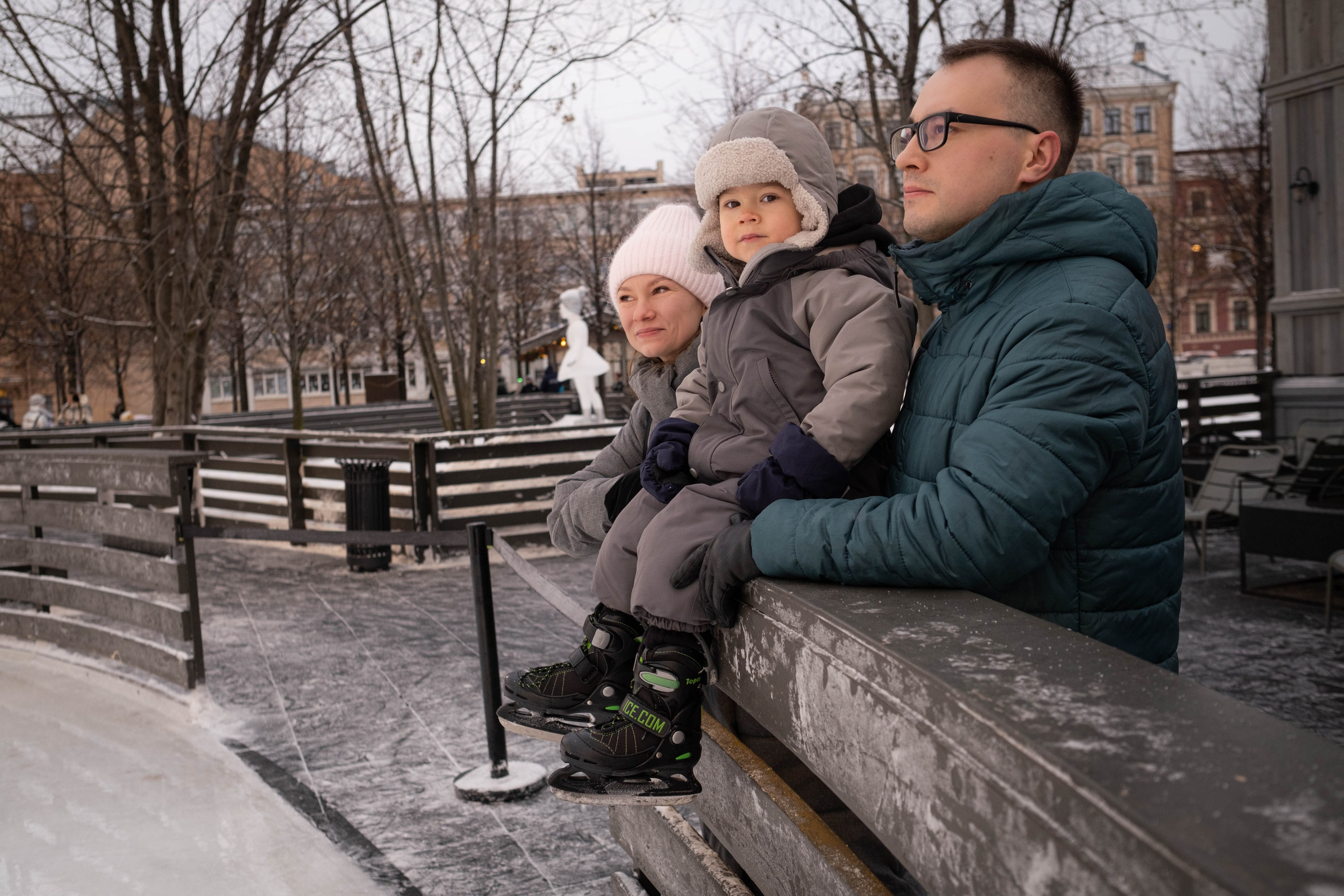 Алекс первый раз на катке. Семейный фотограф в Санкт-Петербурге Дарья Косянчук