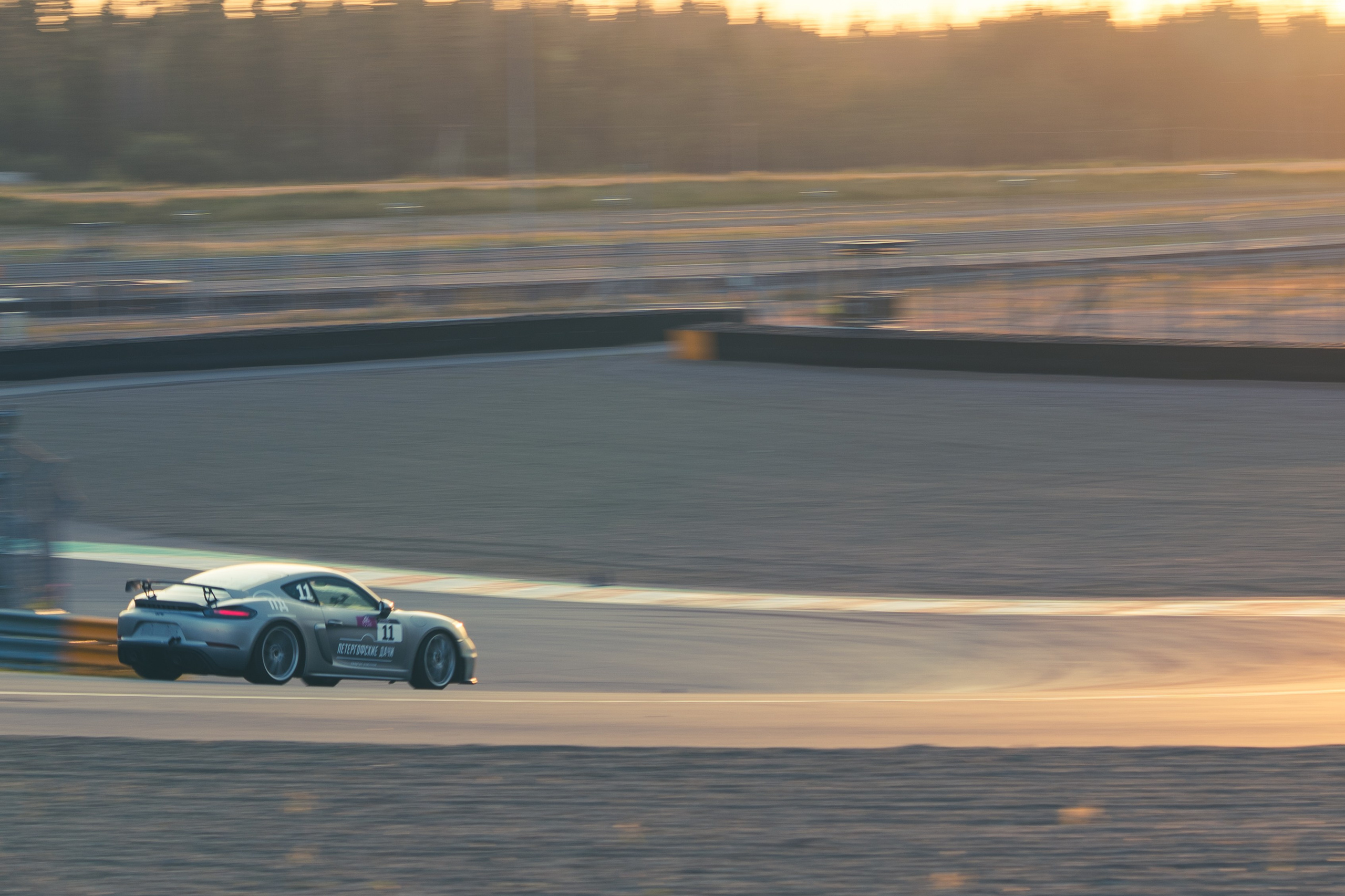 Трек-день Игора Драйв. Портретный и автомобильный фотограф в Санкт-Петербурге Евгений Черепанов
