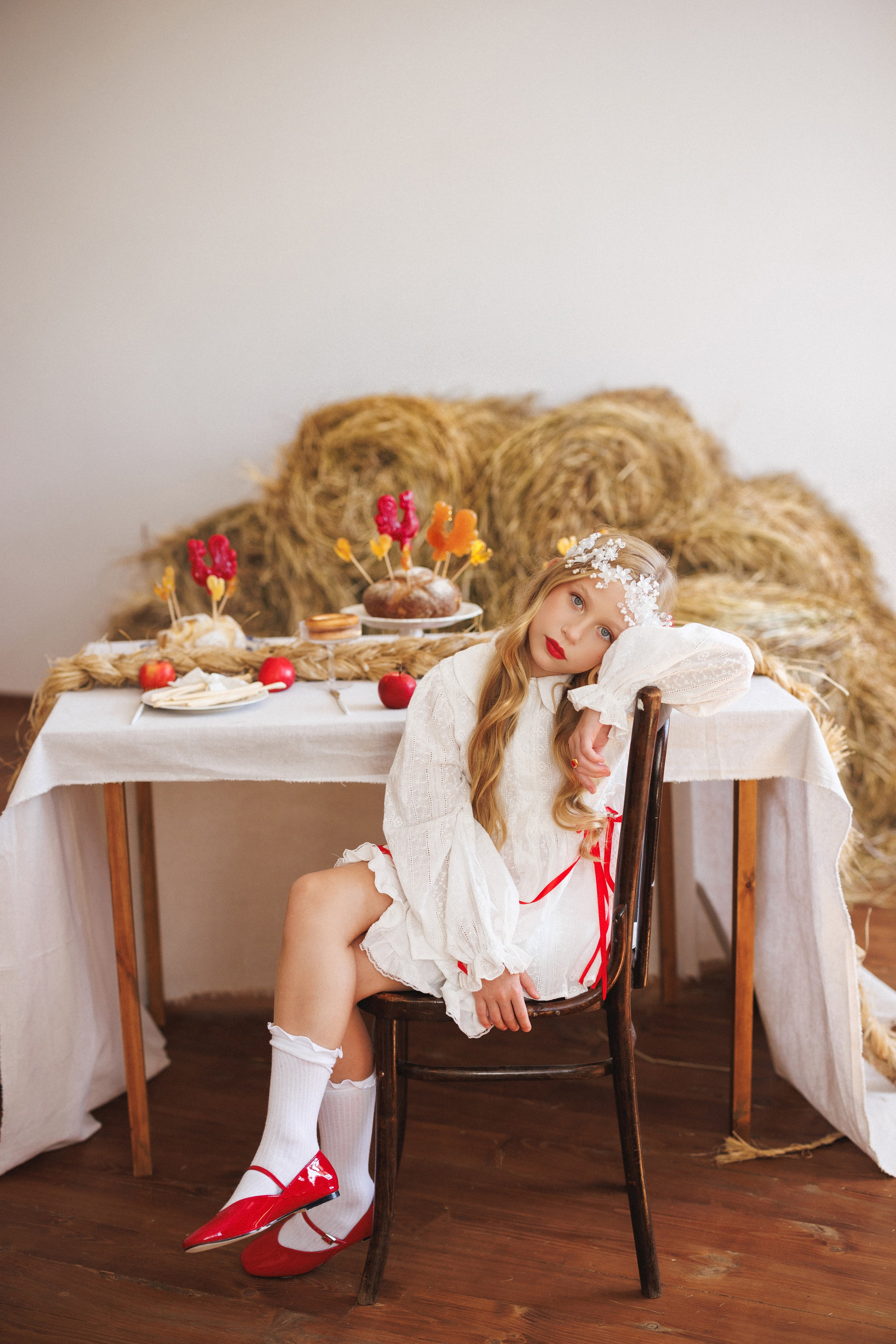 Фотосессия в современном Русском стиле. Фотостудия Лофт потолок, зал «Берлин», город Краснодар. Семейный и детский фотограф в Краснодаре Анна Трашкова