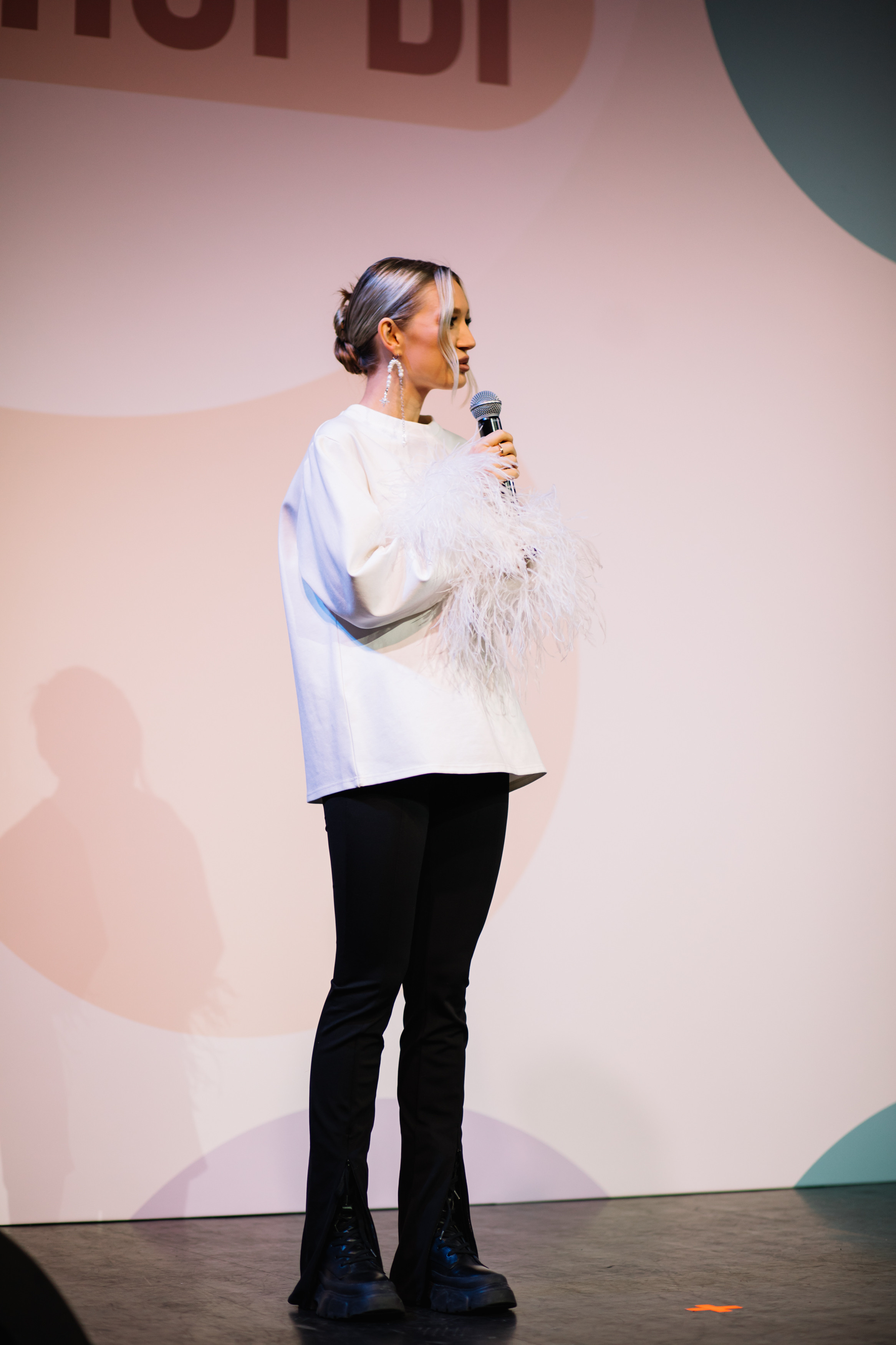 Forum Mitroshina. Nadezhdin Studio