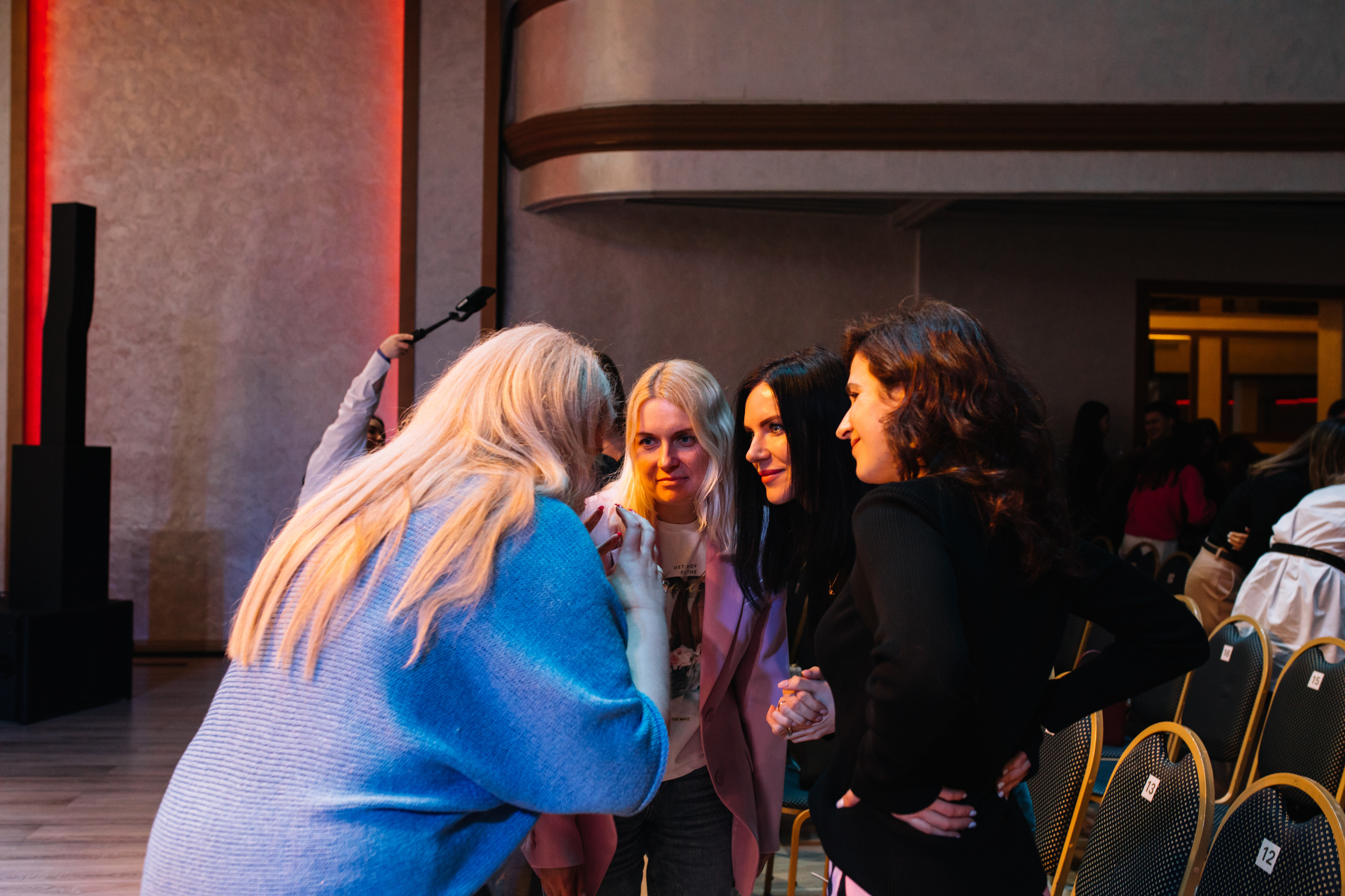 Forum Mitroshina. Nadezhdin Studio