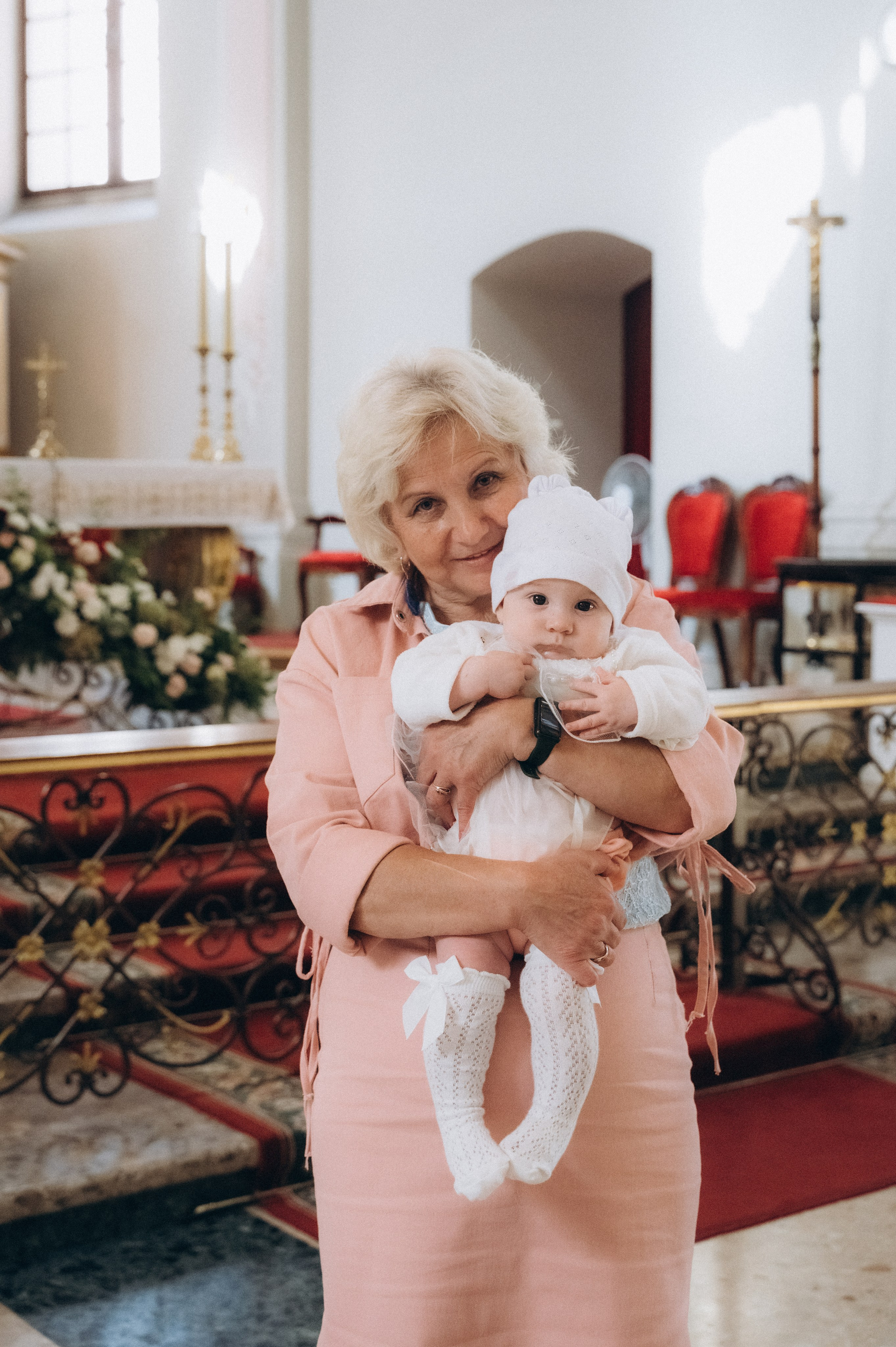 Крещение Василисы Архикафедральный костел Имени Пресвятой Девы Марии. Семейный фотограф в Минске Дарья Дреко