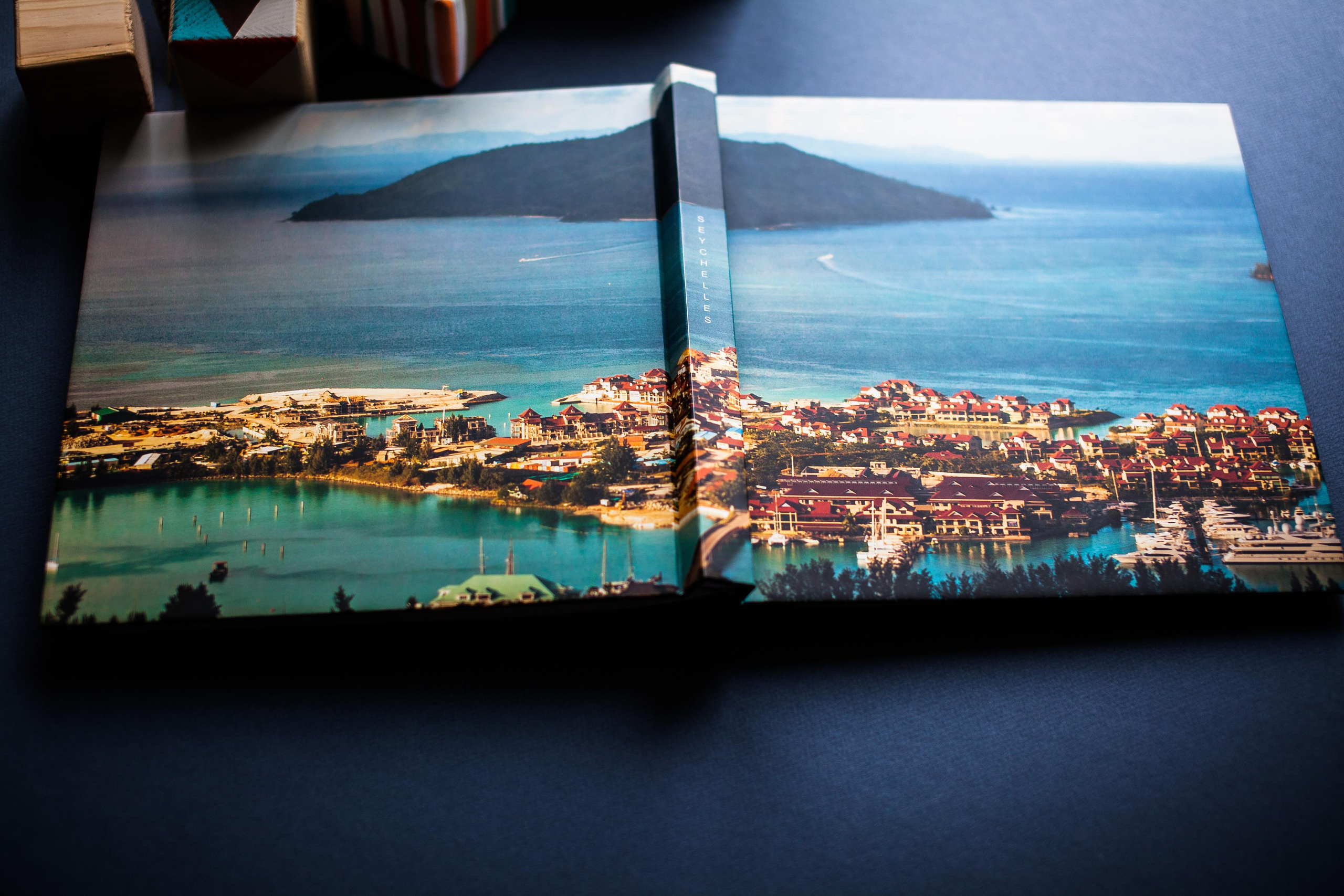 Сейшельская книга. Фотограф Константин Грибов в Москве