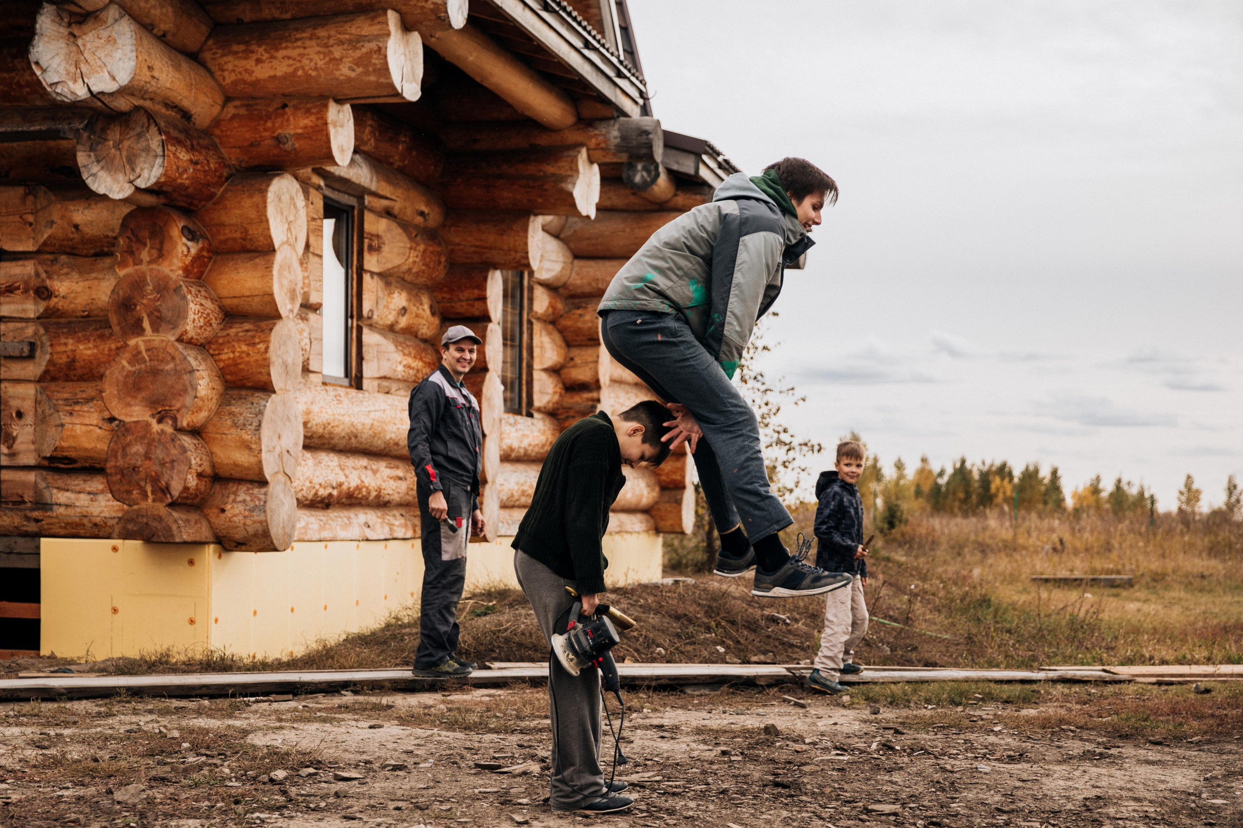 Fathers & Sons. Photographer Konstantin Gribov