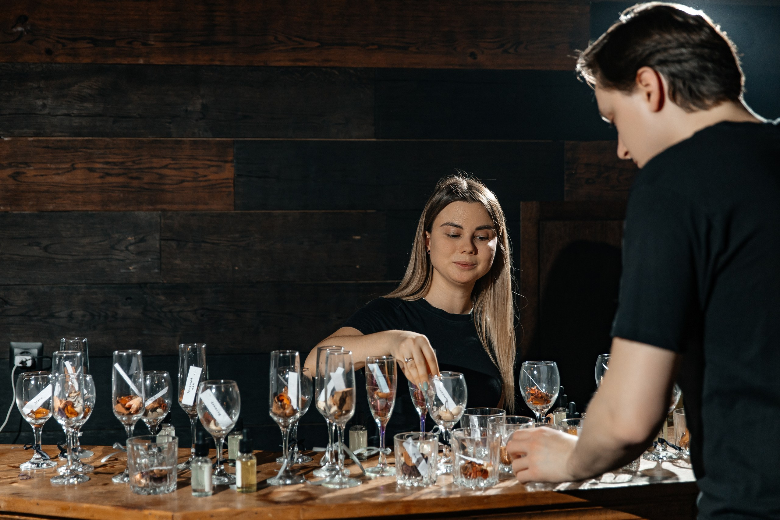 Аромабар — выездной мастер-класс по созданию ароматов | AROMALAGE