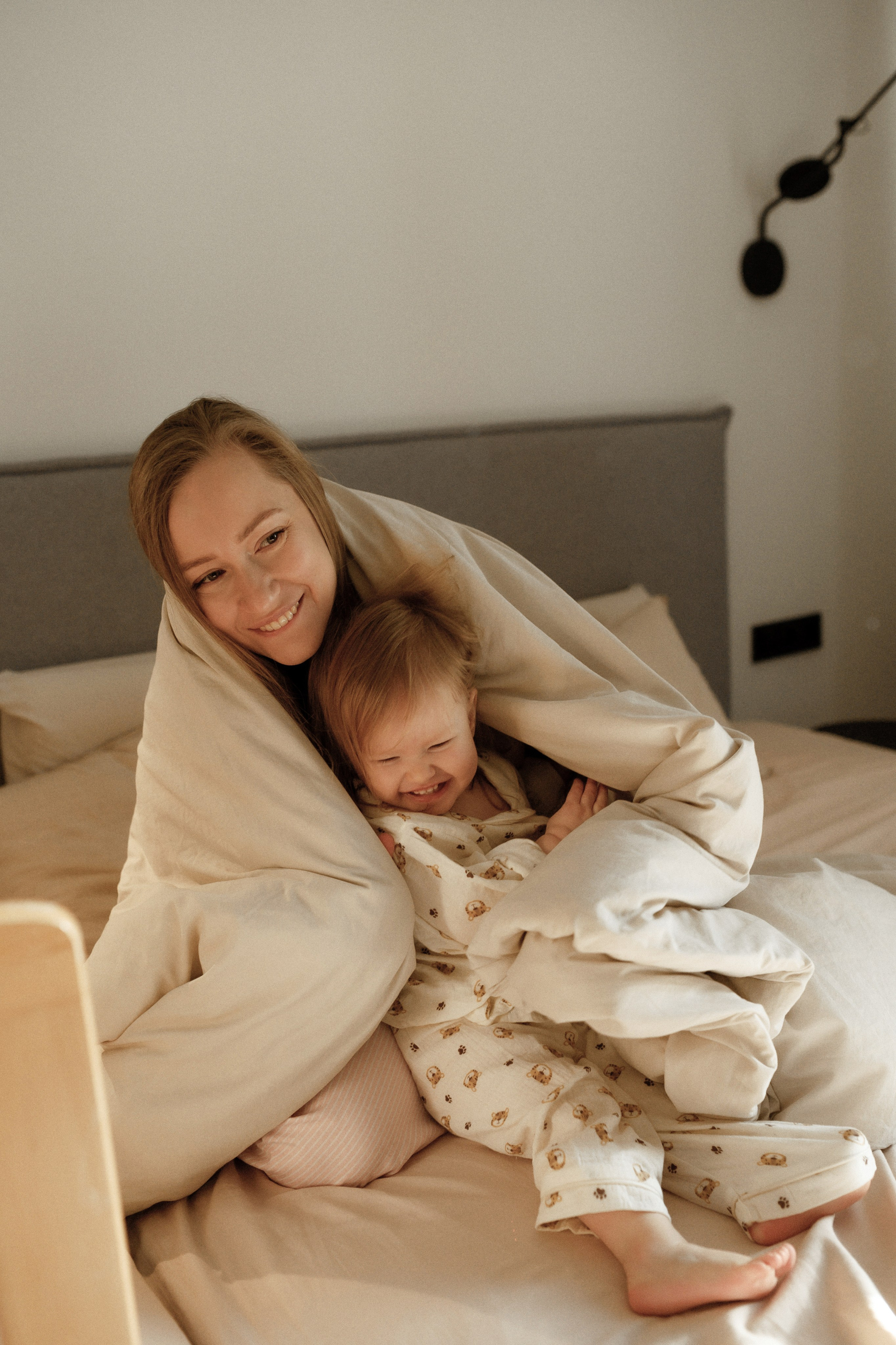 Даша и Варя дома. Семейный и свадебный lifestyle-фотограф в Москве Мария Петрова