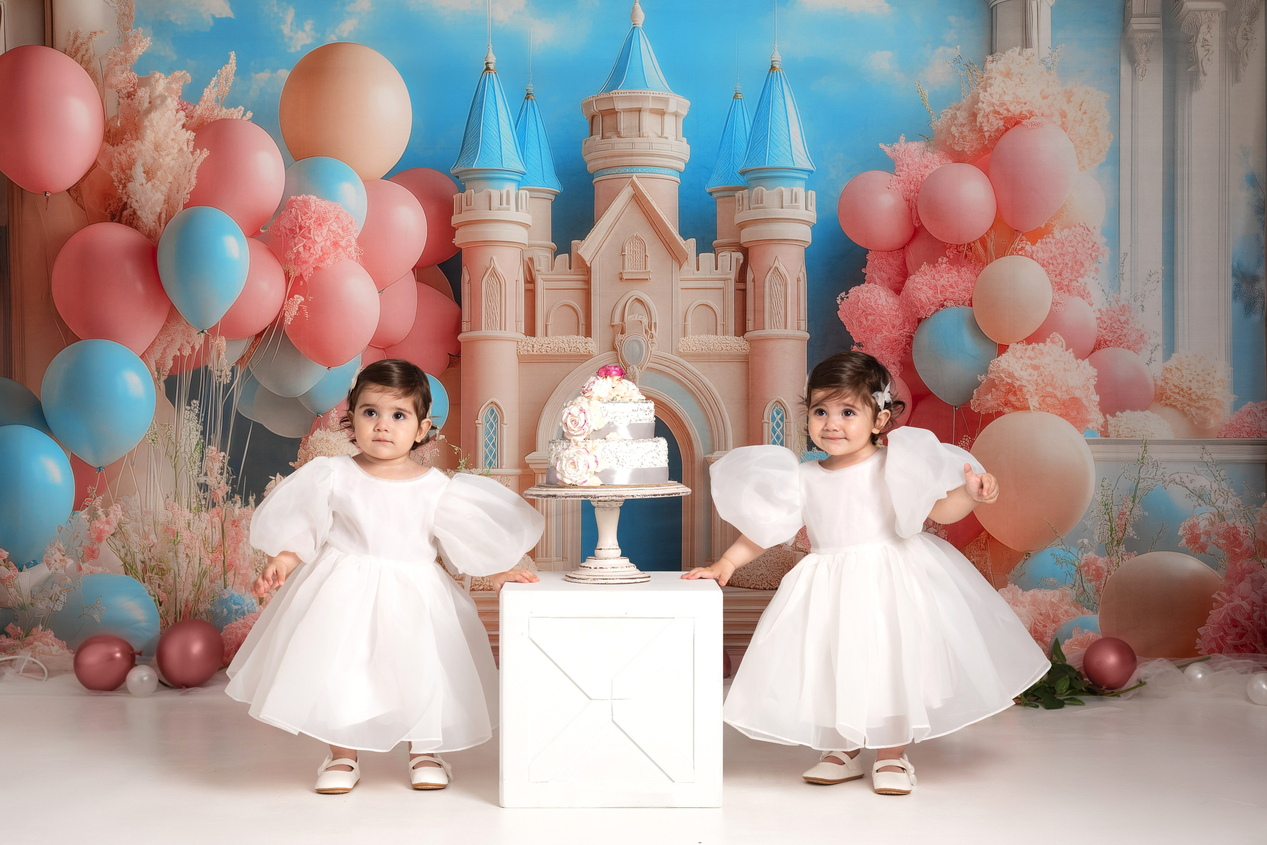 С тортиком. Фотограф новорождённых Псков