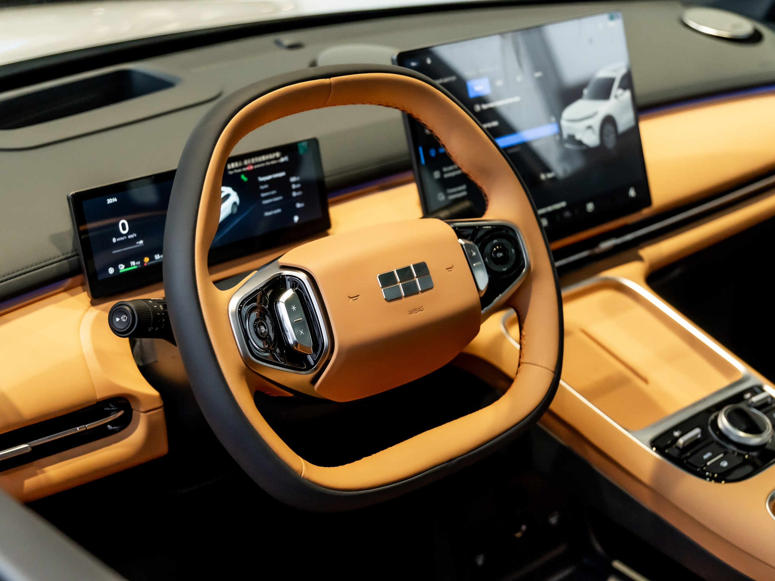 GEELY EX5 EM-I. Opasnophoto.com