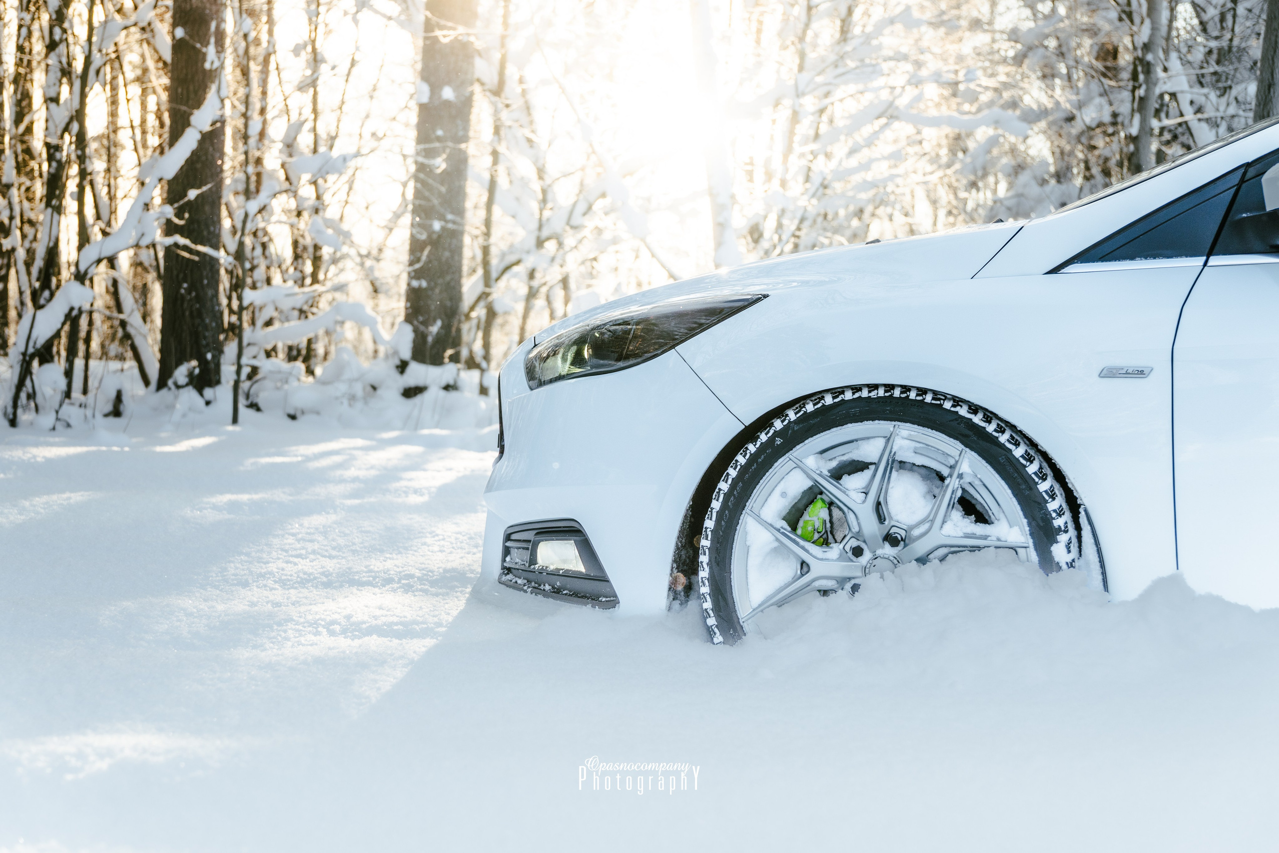 FORD FOCUS 3ST WAGON. Opasnophoto.com