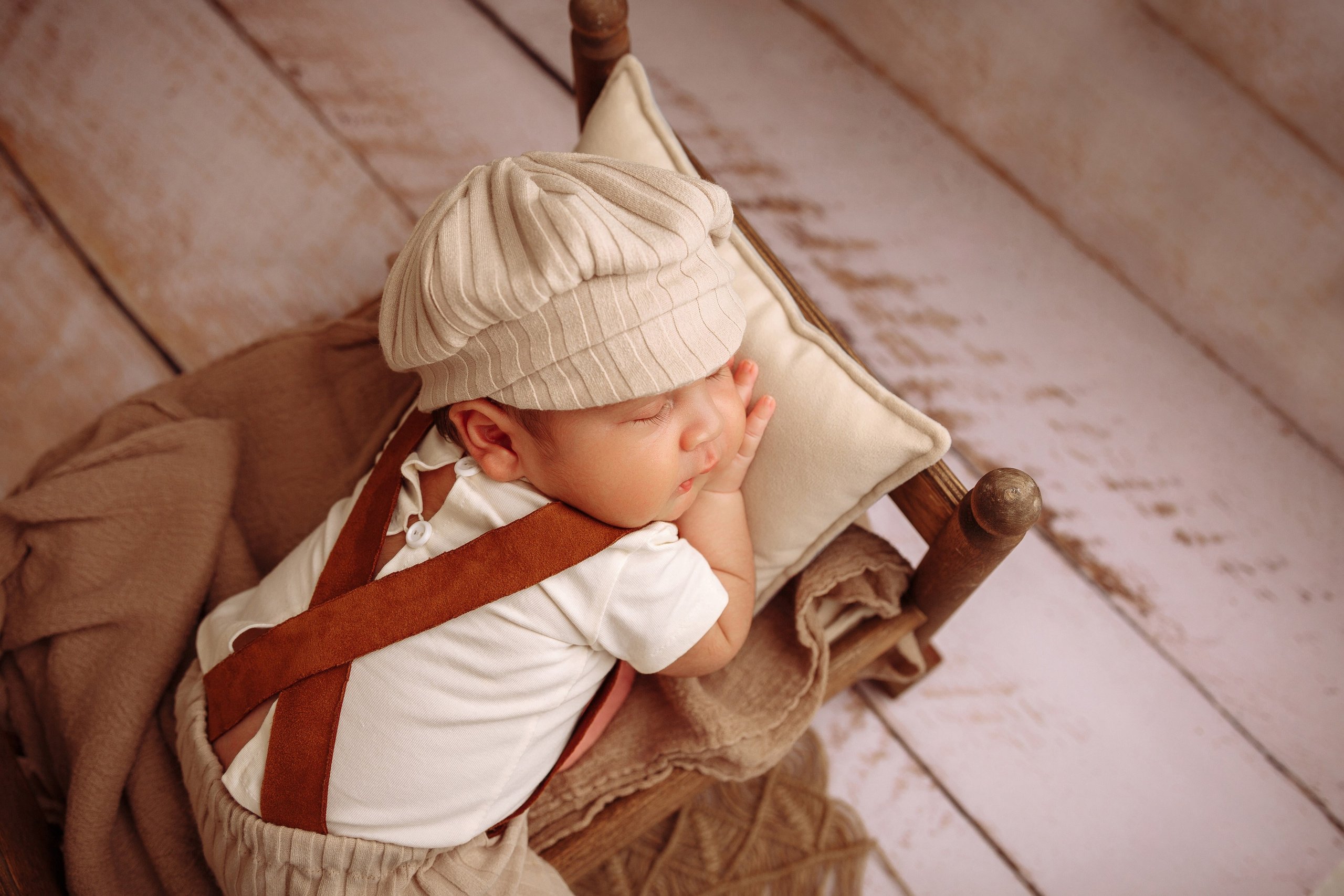 Лео. Фотограф новорожденных Тверь Диана Муляева