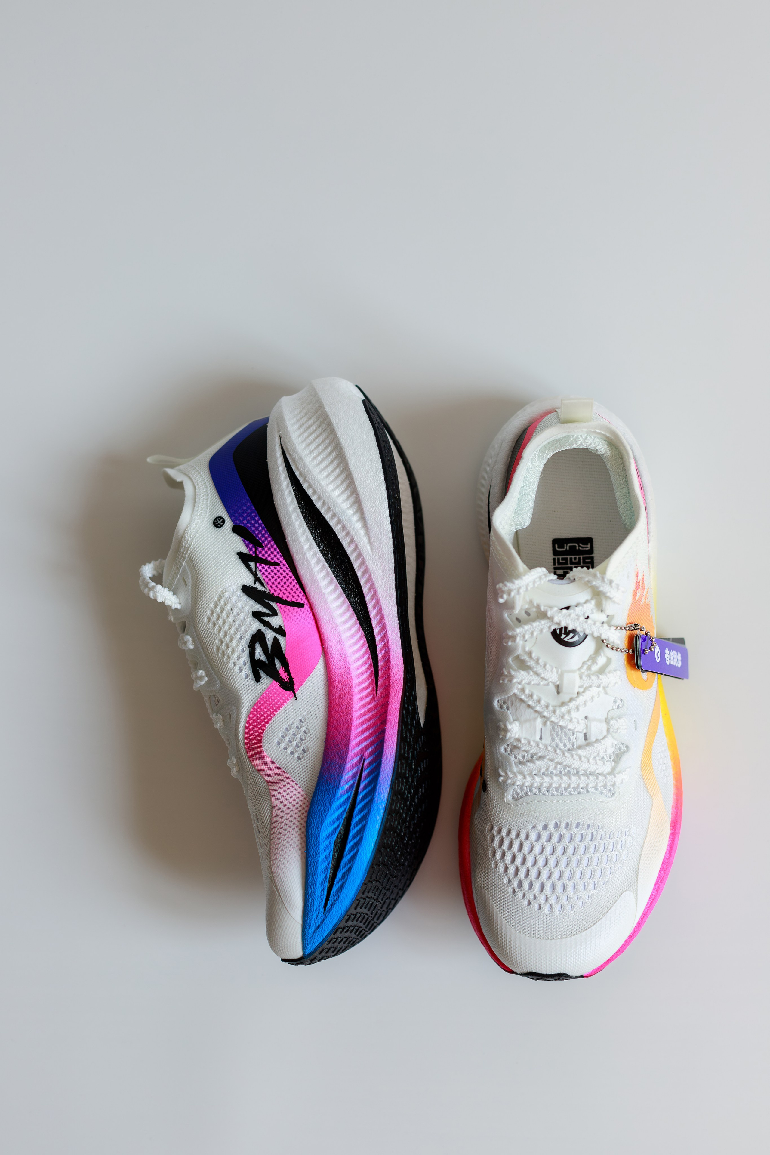 Кроссовки для вб. Семейный и детский фотограф в Краснодаре Ирина Лаврецкая