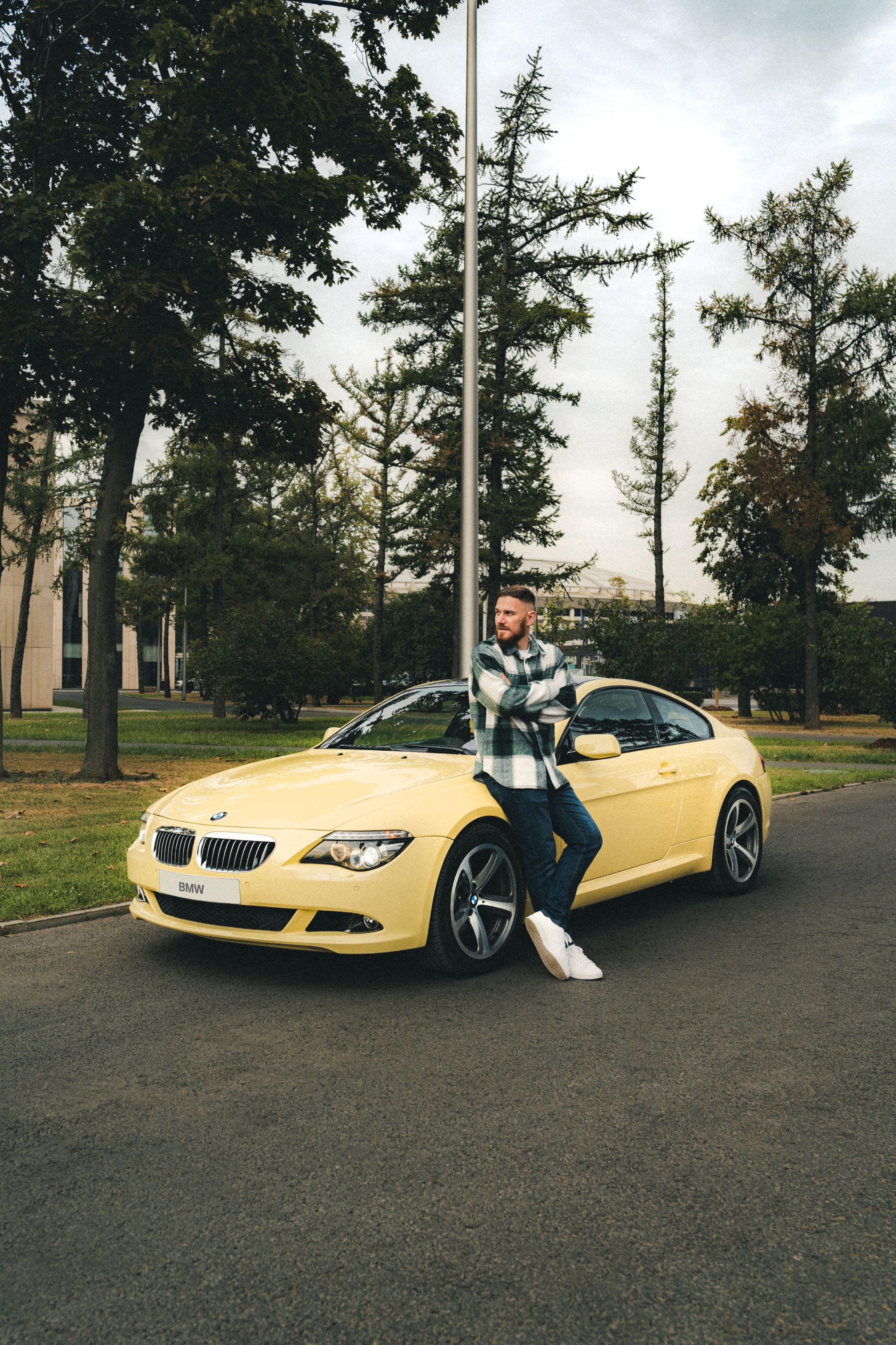 BMW 650i (Dakar Yellow). Фотограф Илья К. в Москве