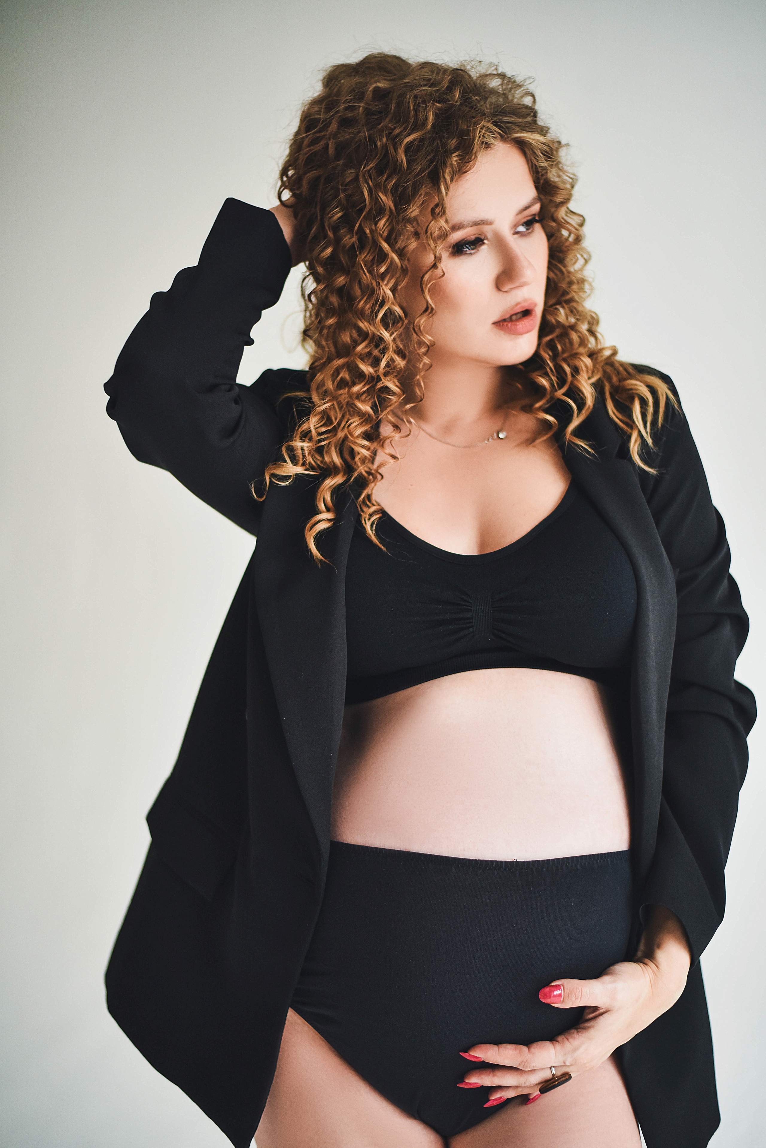 Беременность. Фотограф Таина Комбарова