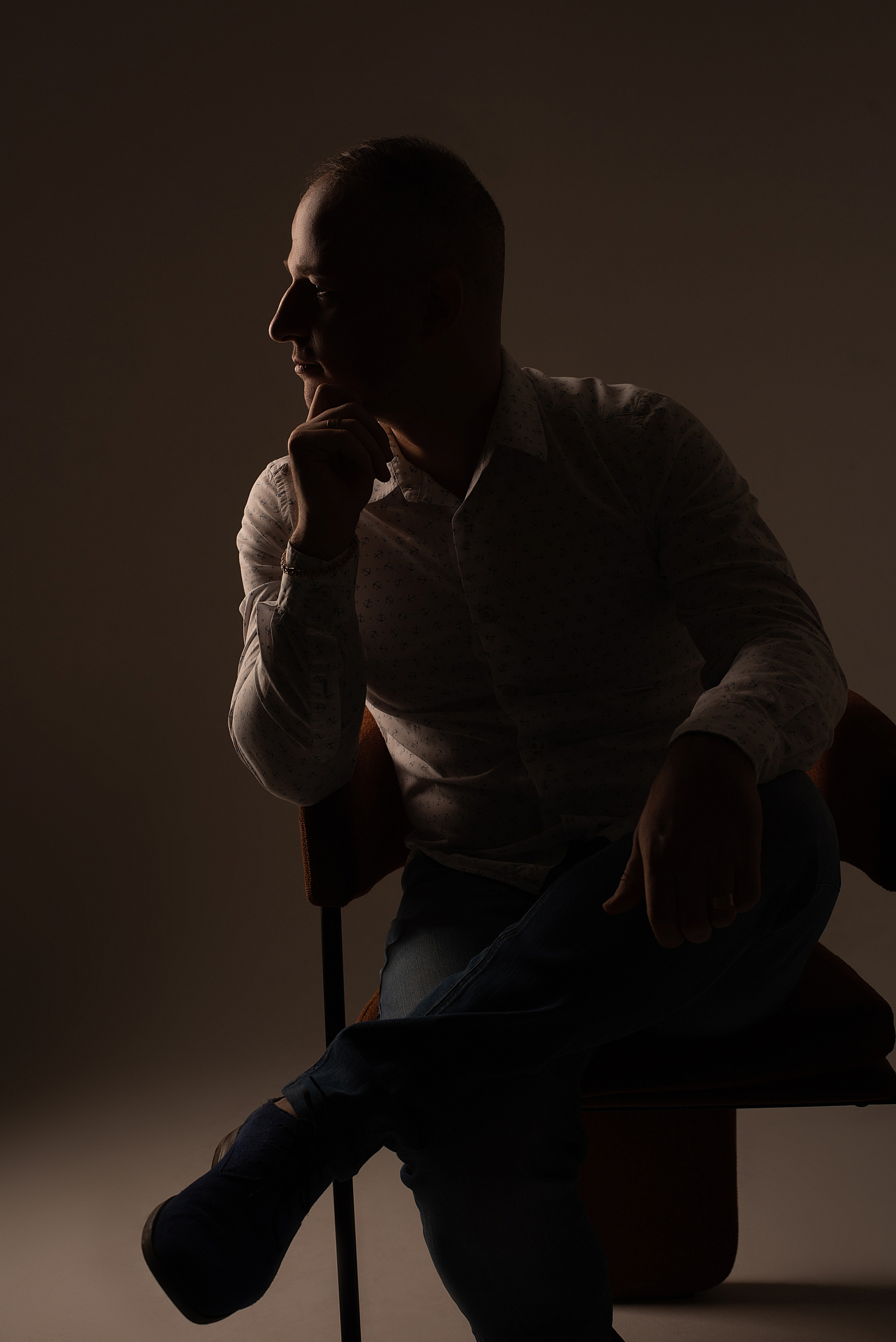 Мужской портрет. Фотограф Таина Комбарова