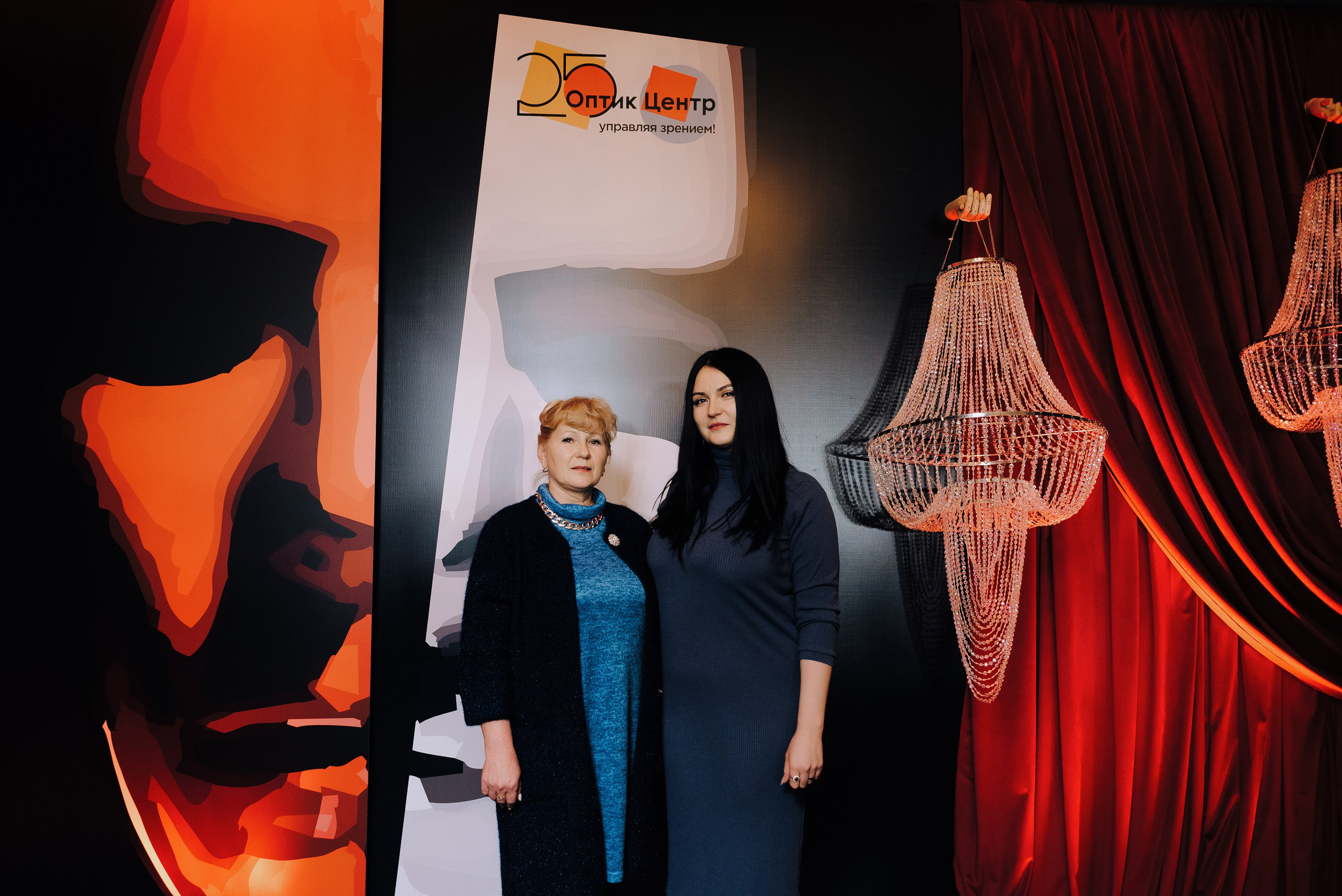 СПЕКТАКЛЬ «ВОЛШЕБНЫЕ ОЧКИ» ОПТИК-ЦЕНТР. Репортажный фотограф Зуев Роман г. Челябинск