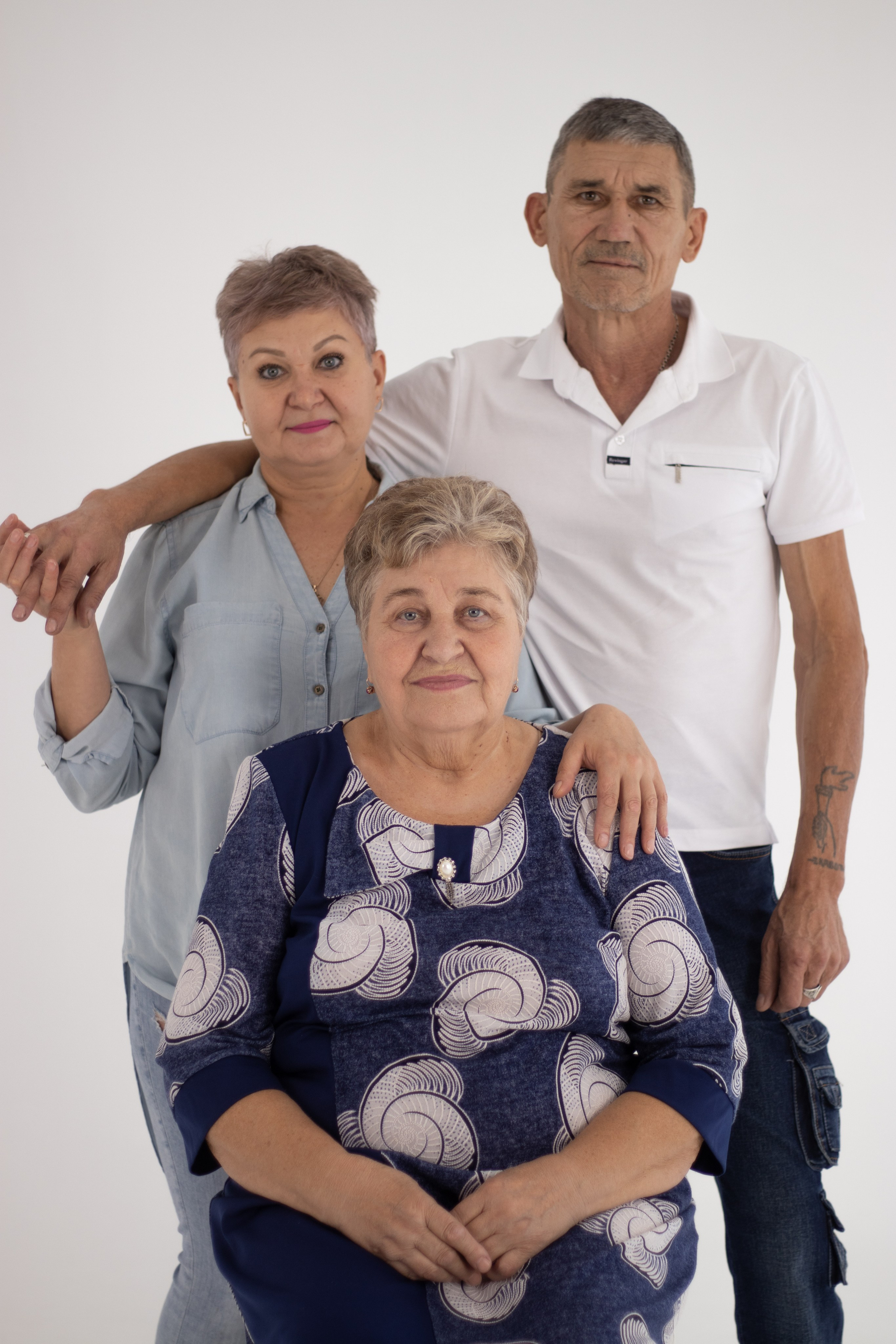 Студийная фотосессия. Фотограф в Астане, индивидуальная, семейная, домашняя фотосессия