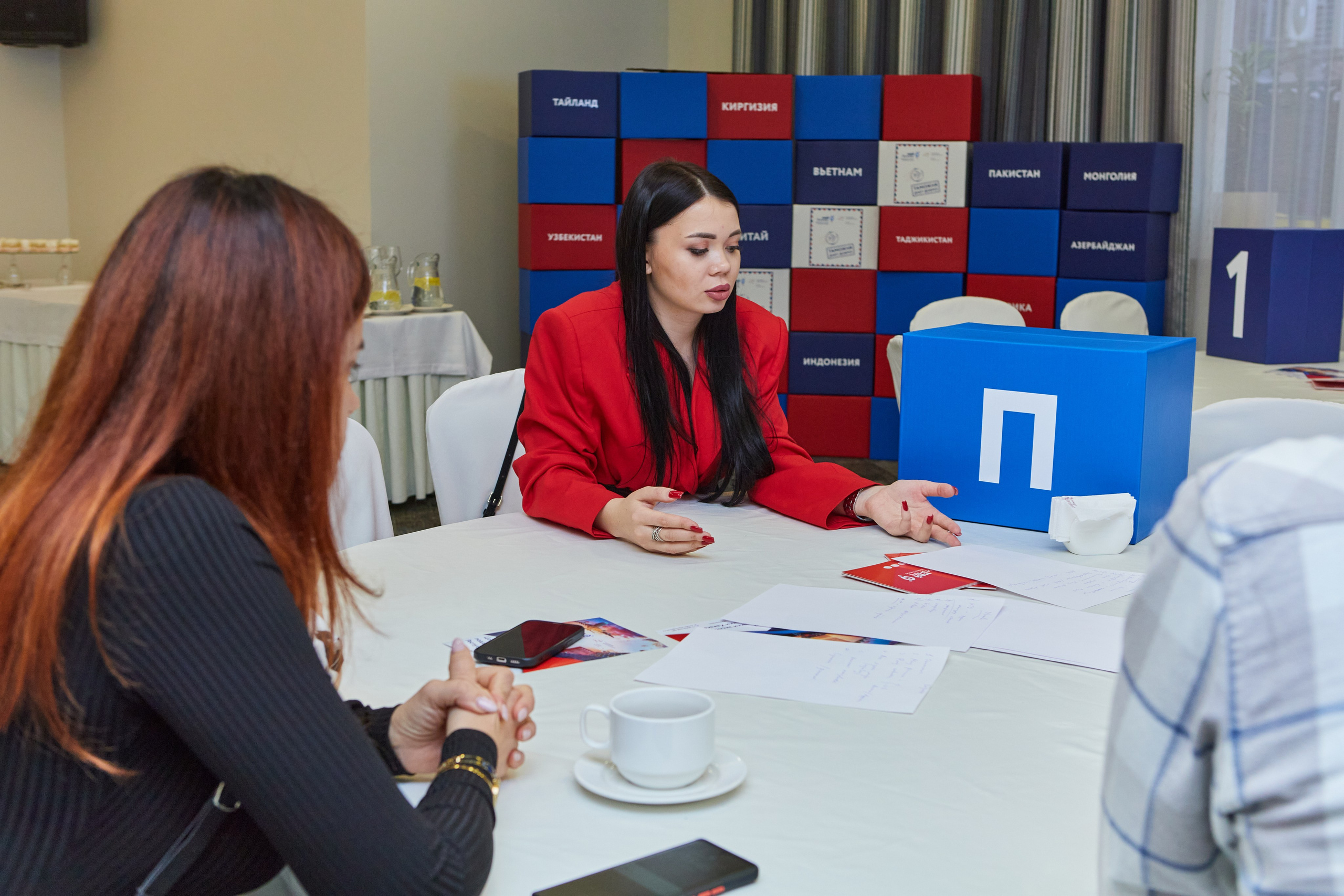 Бизнес-игра «Экспортное казино», центр «Мой Бизнес». Контент-фотограф в Абакане Наталья Нагибина