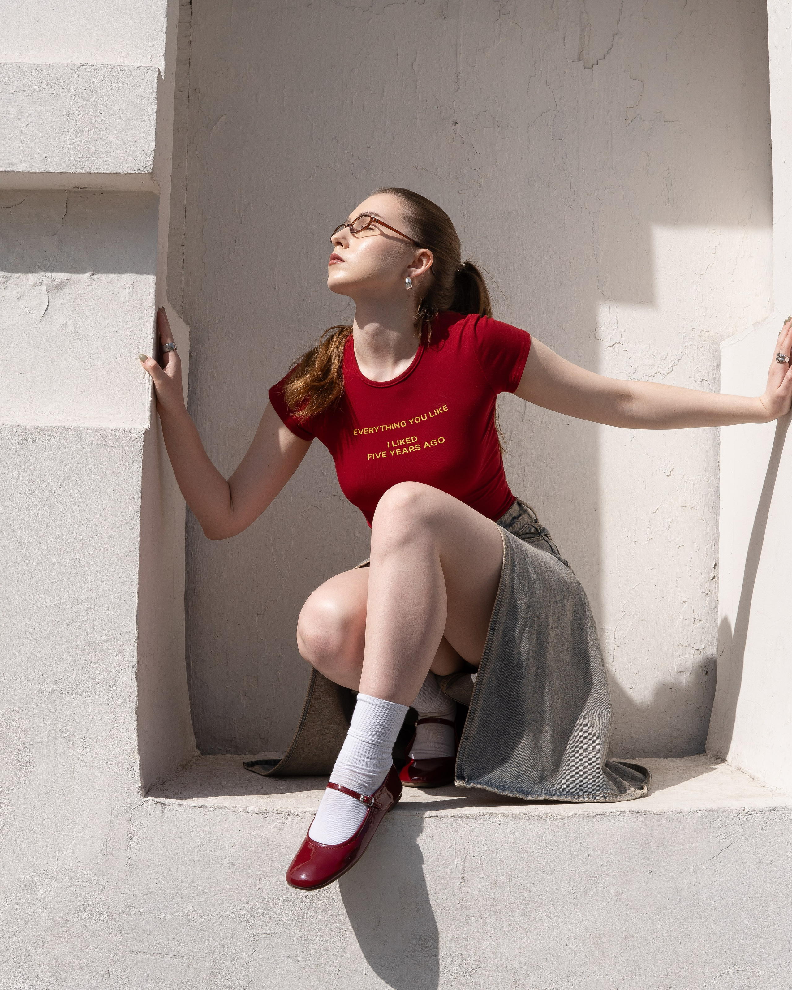 Red ballet shoes. Frojul