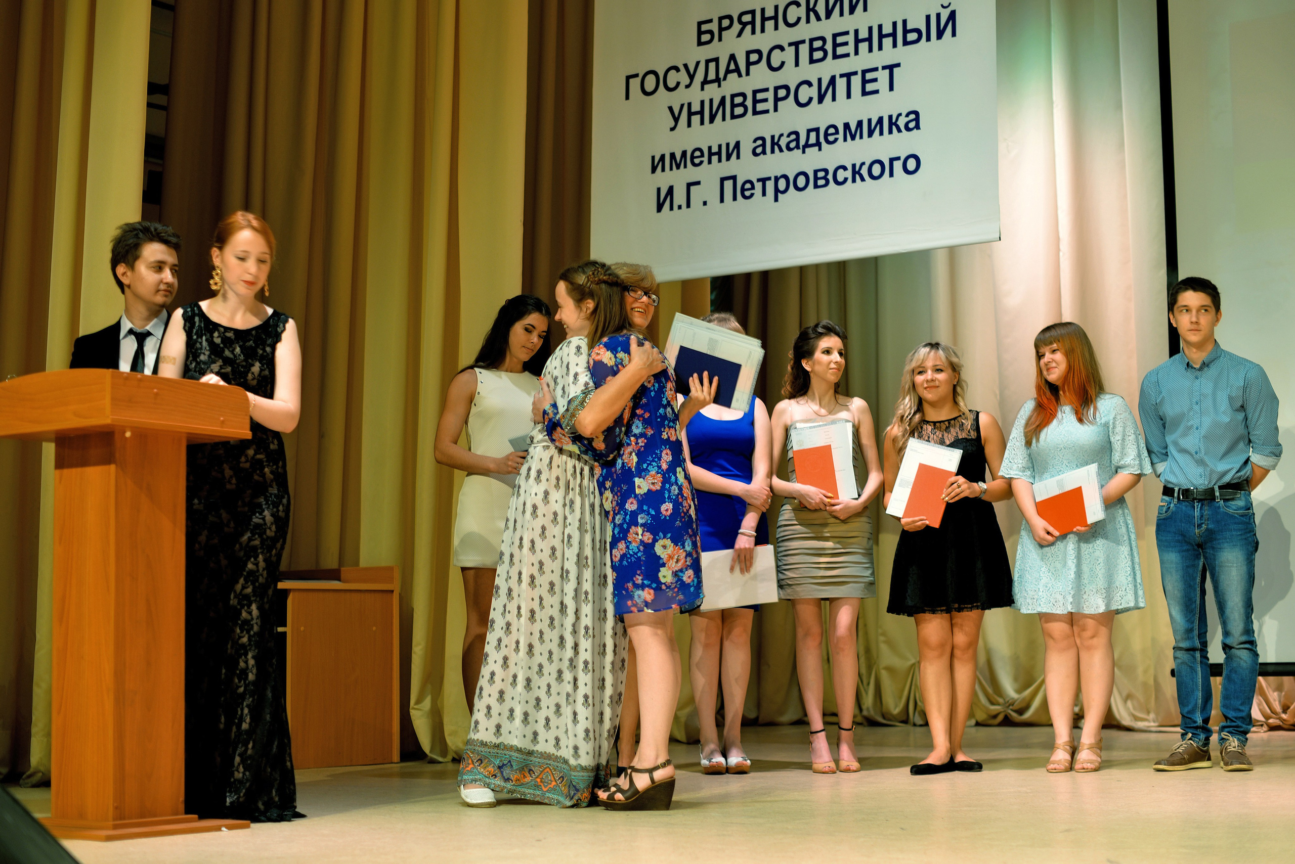 Выпускной БГТУ. Фотограф Галина Лисанова, г. Брянск