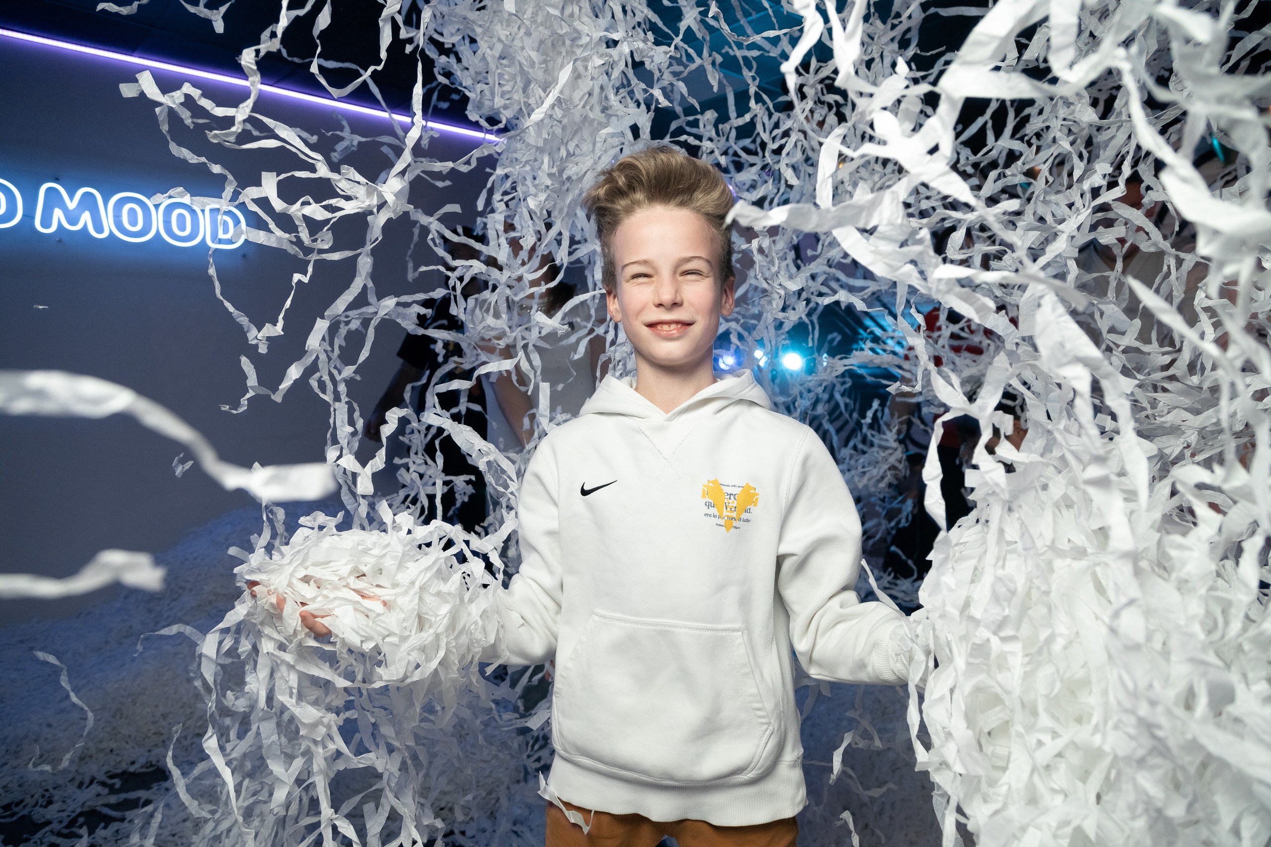 БУМАЖНОЕ ШОУ. Фотостудия Москва