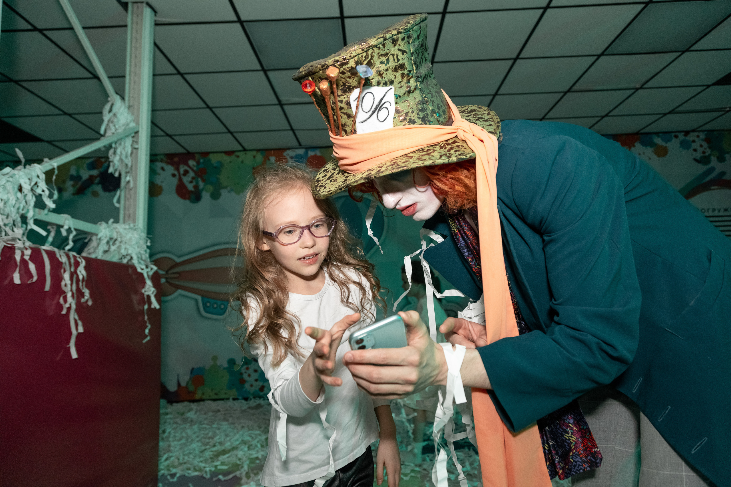 БУМАЖНОЕ ШОУ. Фотостудия Москва