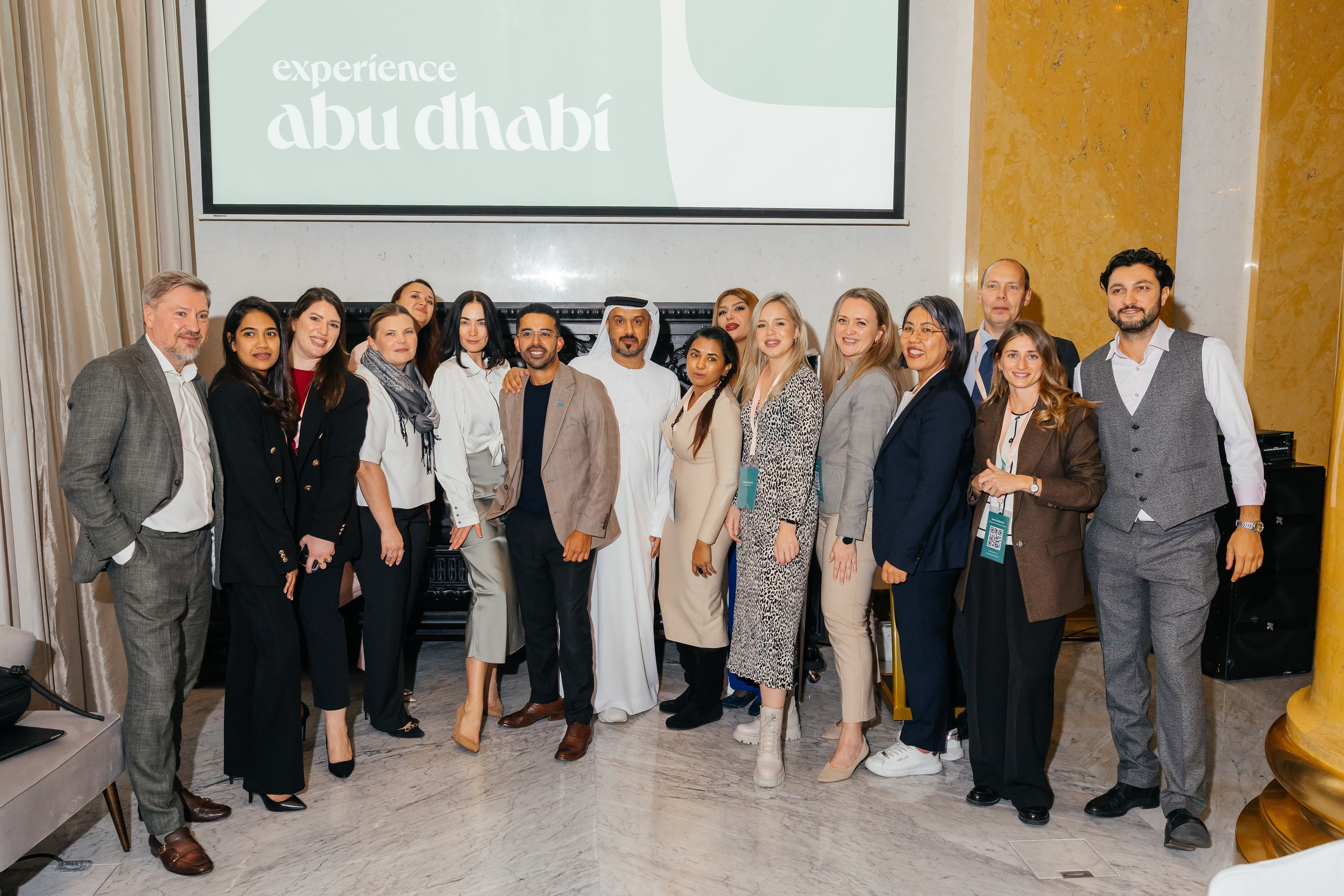 Снимал репортаж для «Газпром нефть», Газстройпром, Росатом, ОЗОН, Мегафон, ВТБ, Т-Банк, Unilever, Материа Медика Холдинг. Фотограф Serg-Epic — Сергей Клепиков