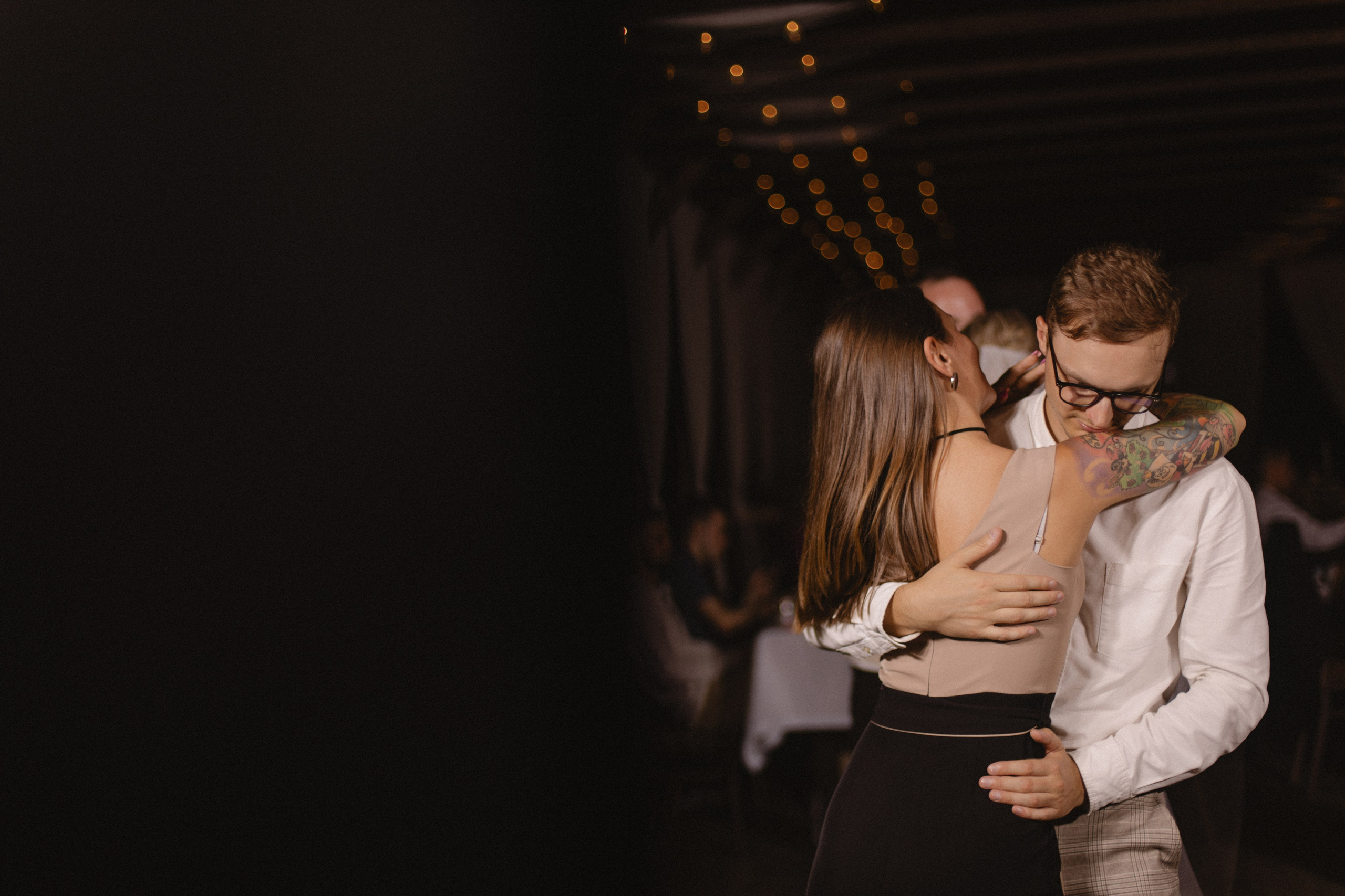 Свадьба в летний день с прогулкой в парке и свадебным ужином в загородной клубе. Свадебный, репортажный и портретный фотограф Сочи, Краснодар. Александра Зайцева