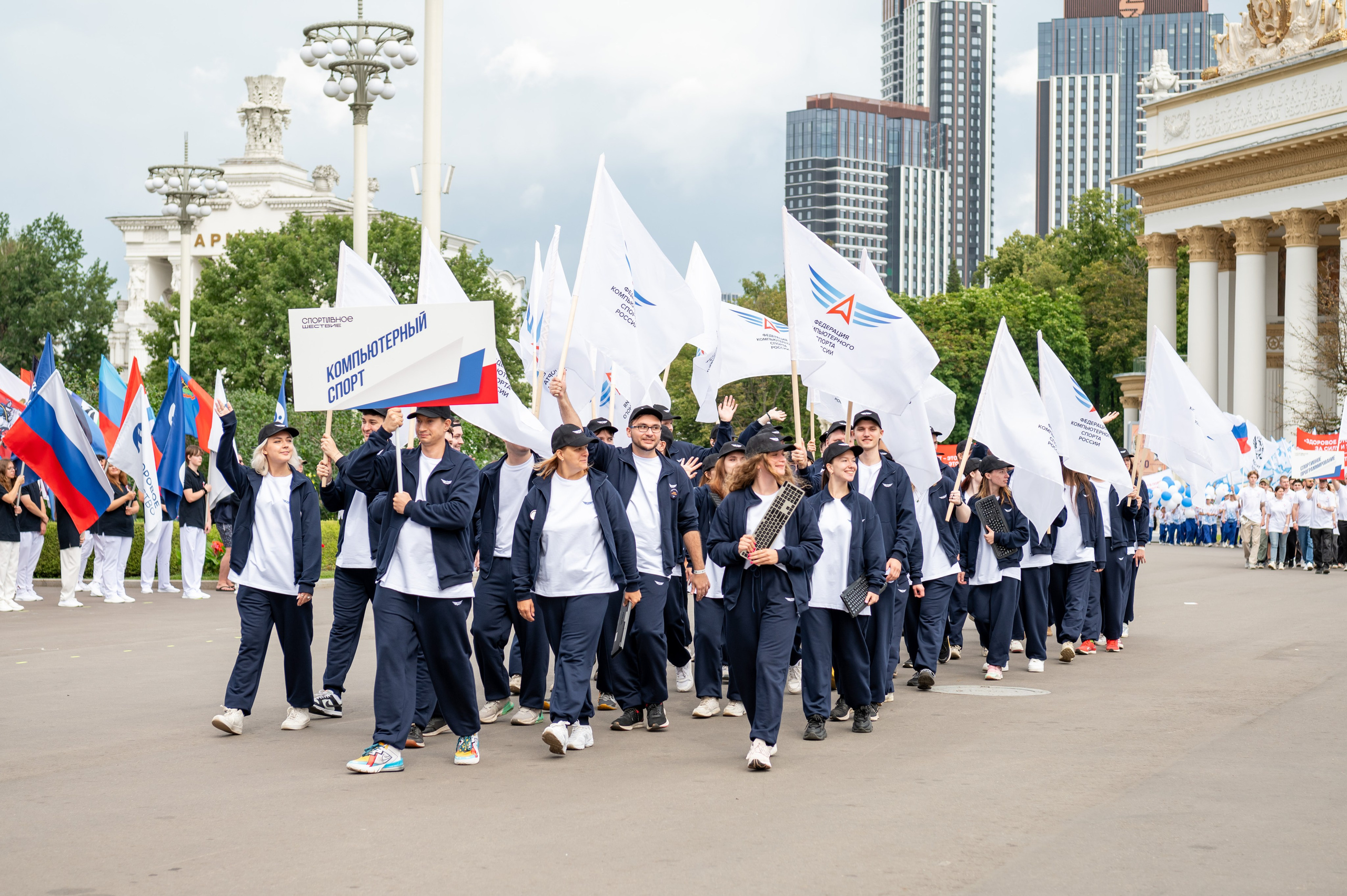Спортивное шествие посвященное Дню физкультурника!. Детский и семейный фотограф г. Москва Оксана Катаджи